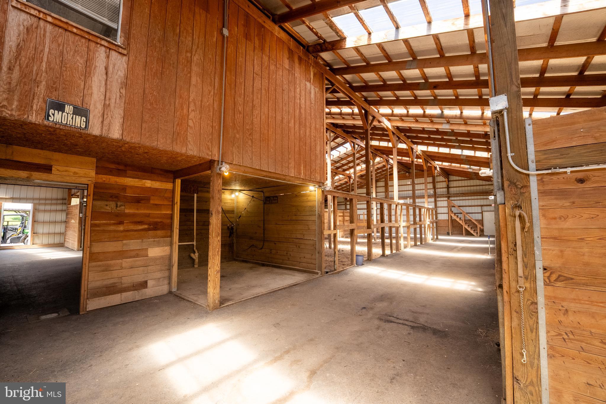 CRYSTAL VALLEY RANCHETTES - Farm