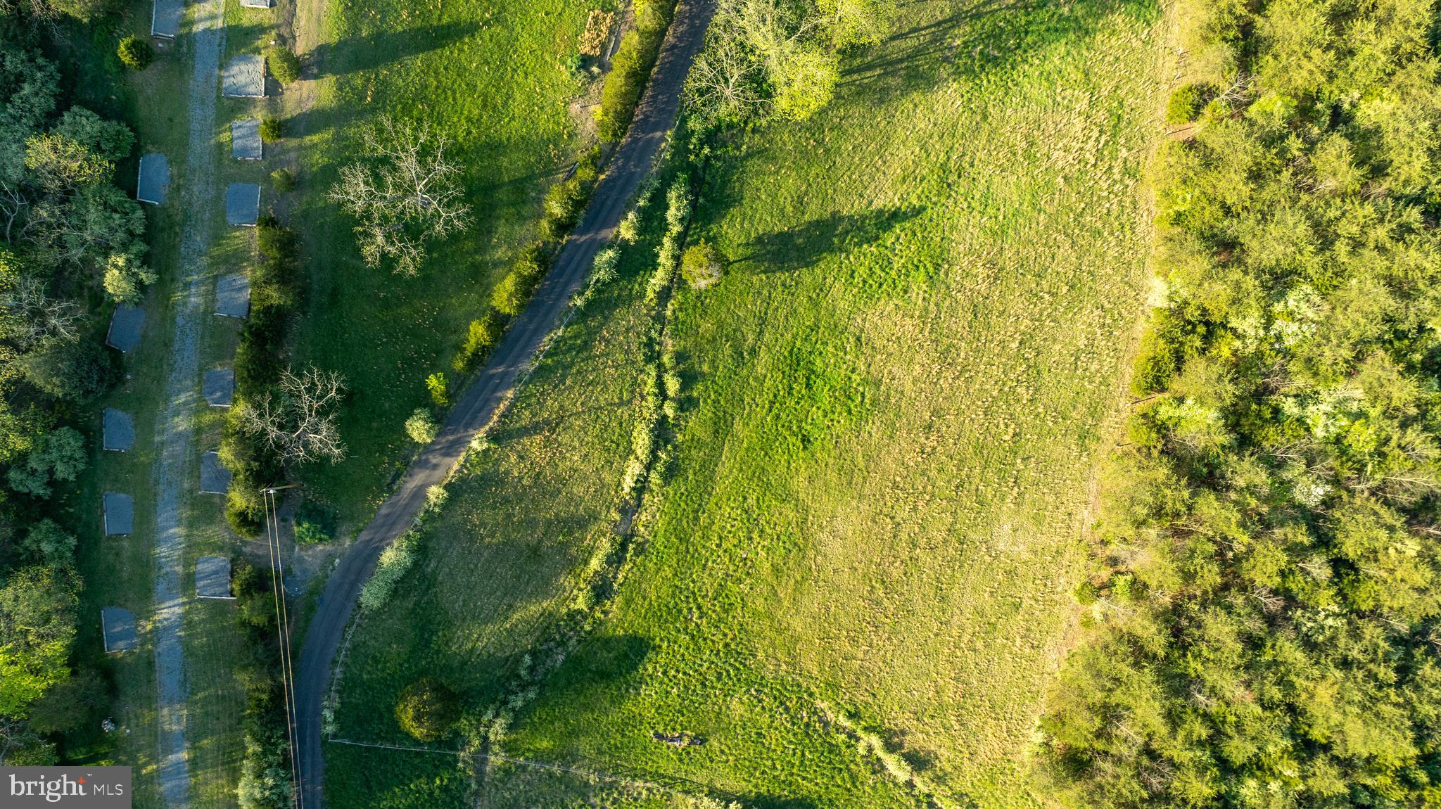 CRYSTAL VALLEY RANCHETTES - Farm