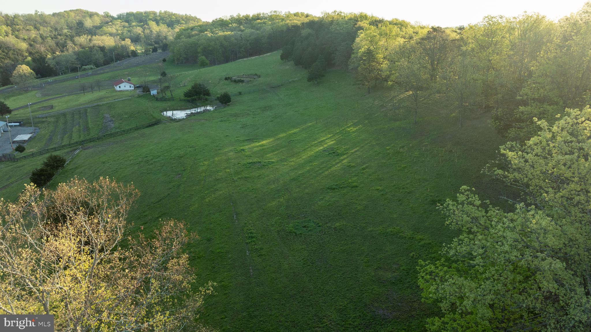 CRYSTAL VALLEY RANCHETTES - Farm