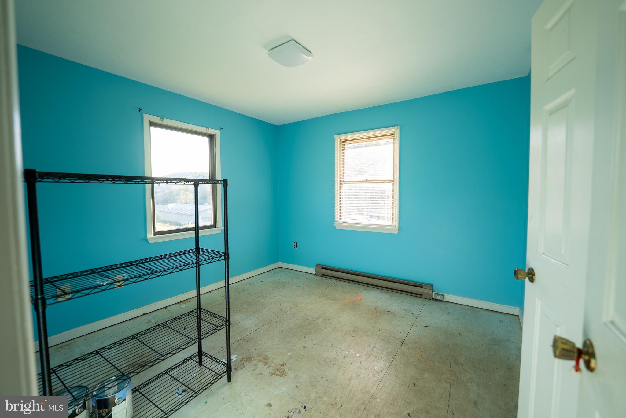 CRYSTAL VALLEY RANCHETTES - Farm