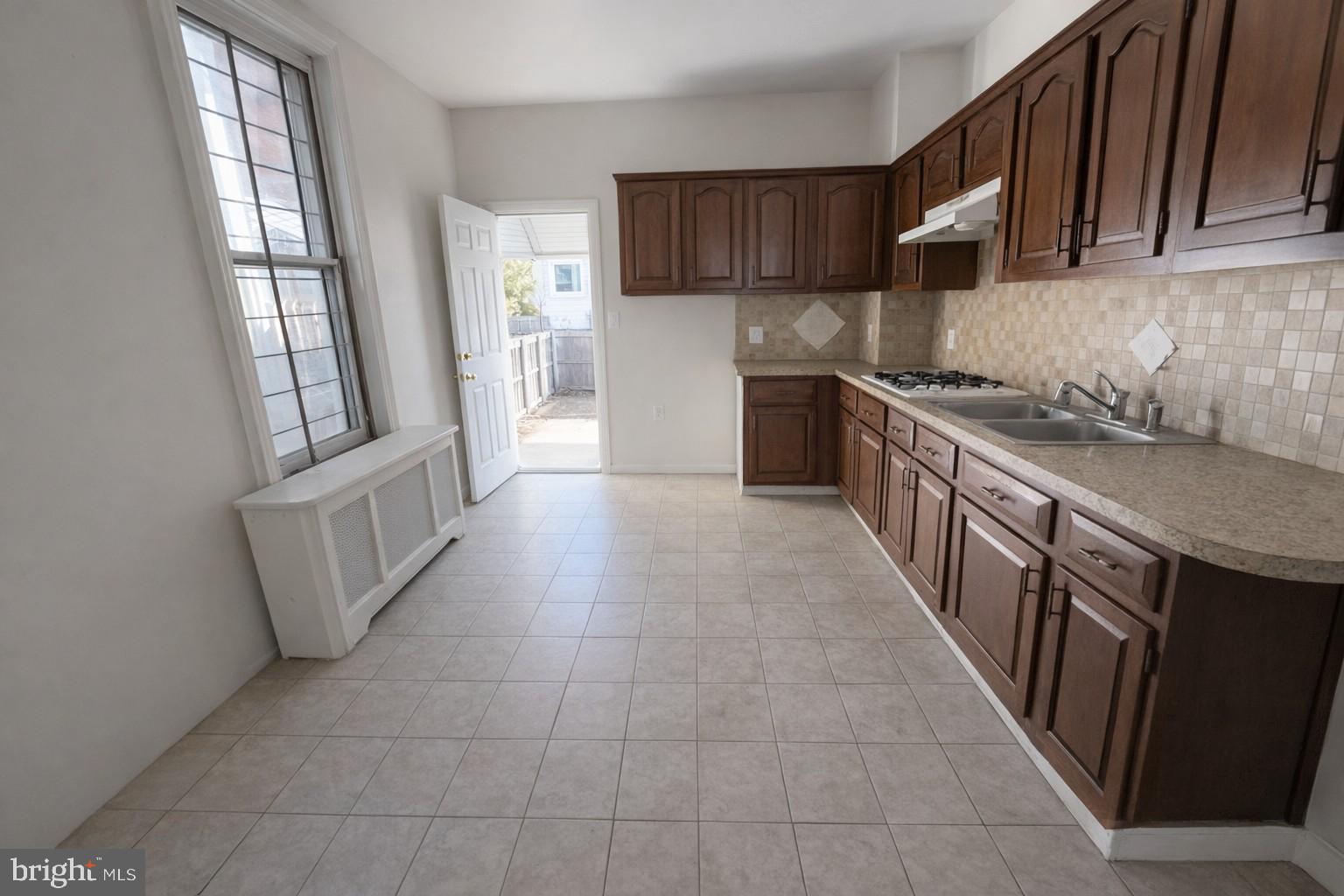 PHILADELPHIA - Residential