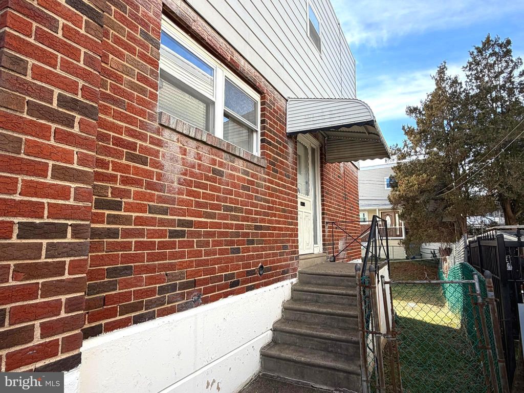 Photo of 2536 Maxwell Street, PHILADELPHIA, PA 19152 (MLS # PAPH2573700)
