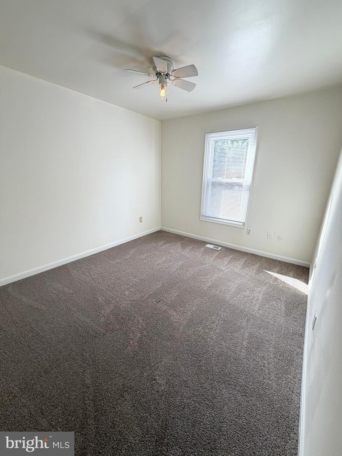 BALLANTRAYE - Residential Lease