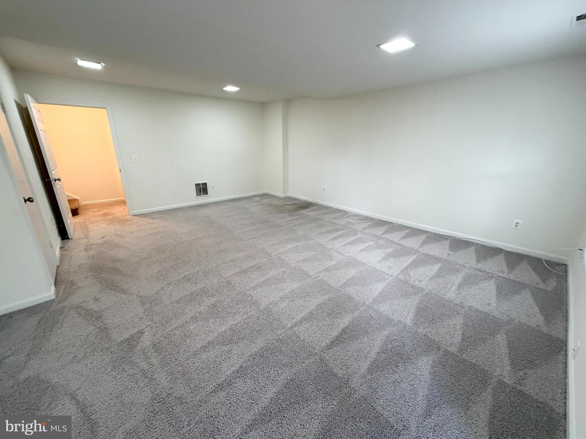 BALLANTRAYE - Residential Lease