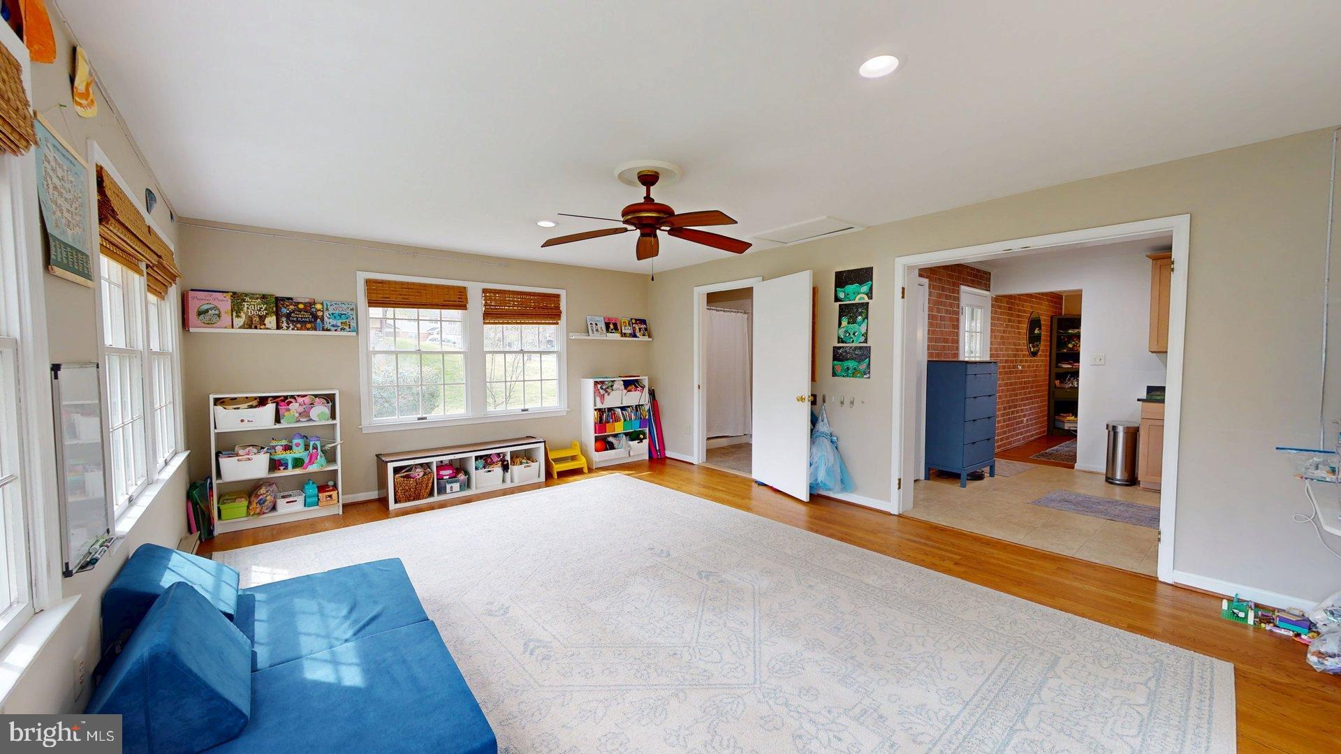 ORANGE HUNT ESTATES - Residential Lease