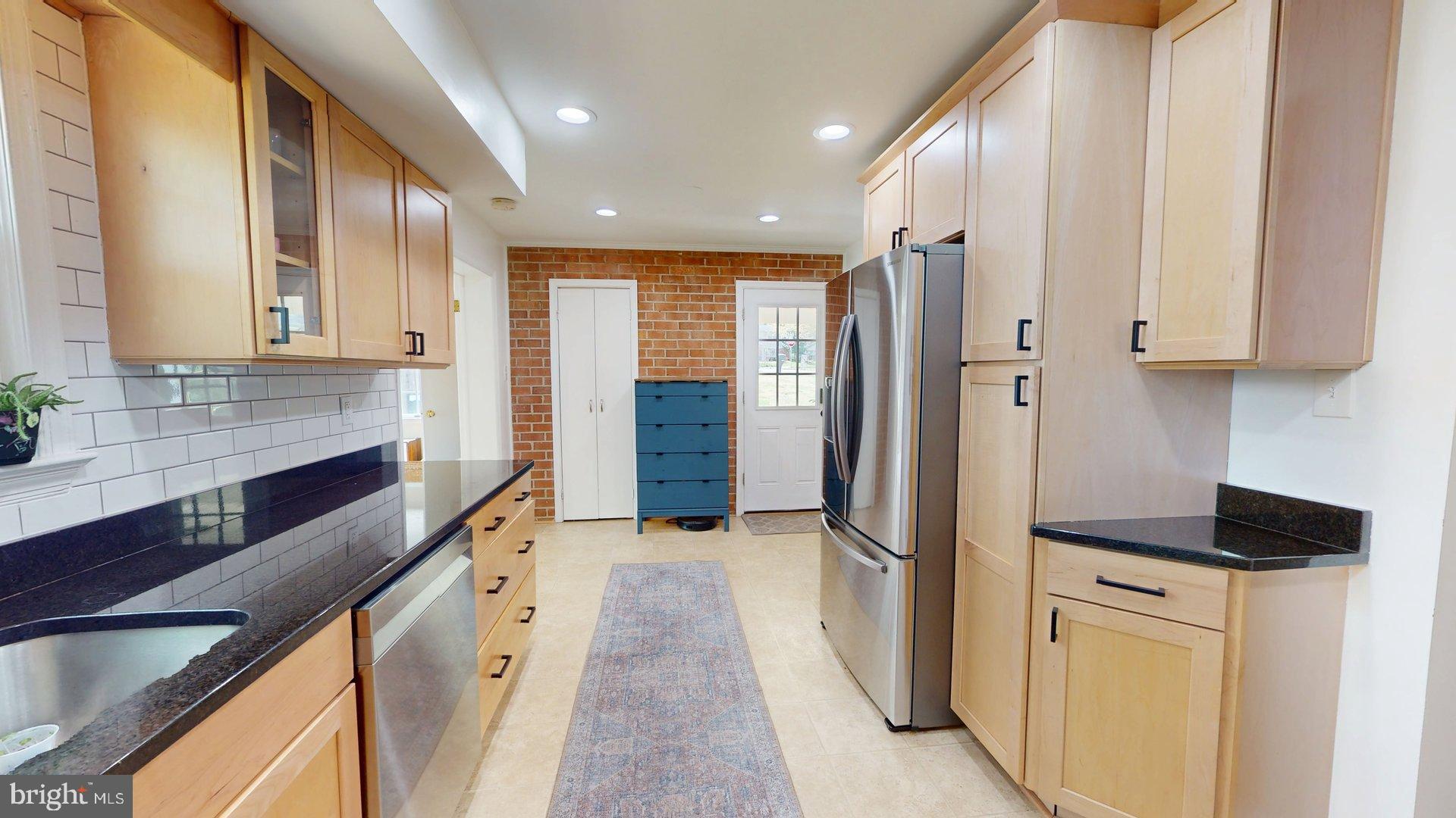 ORANGE HUNT ESTATES - Residential Lease