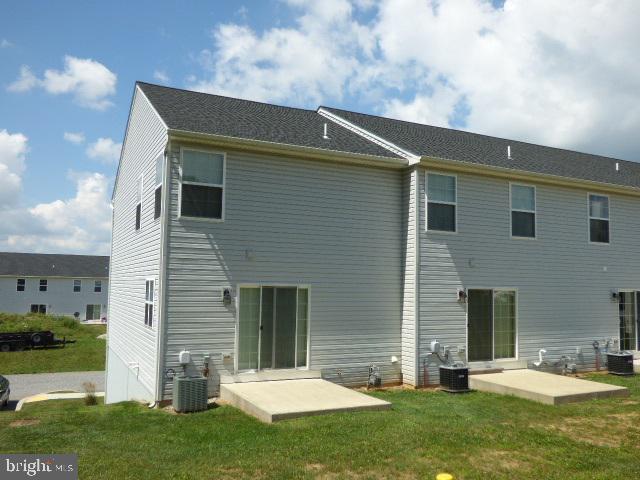 CARRIAGE CROSSINGS - Residential