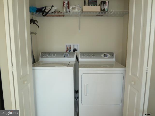 CARRIAGE CROSSINGS - Residential