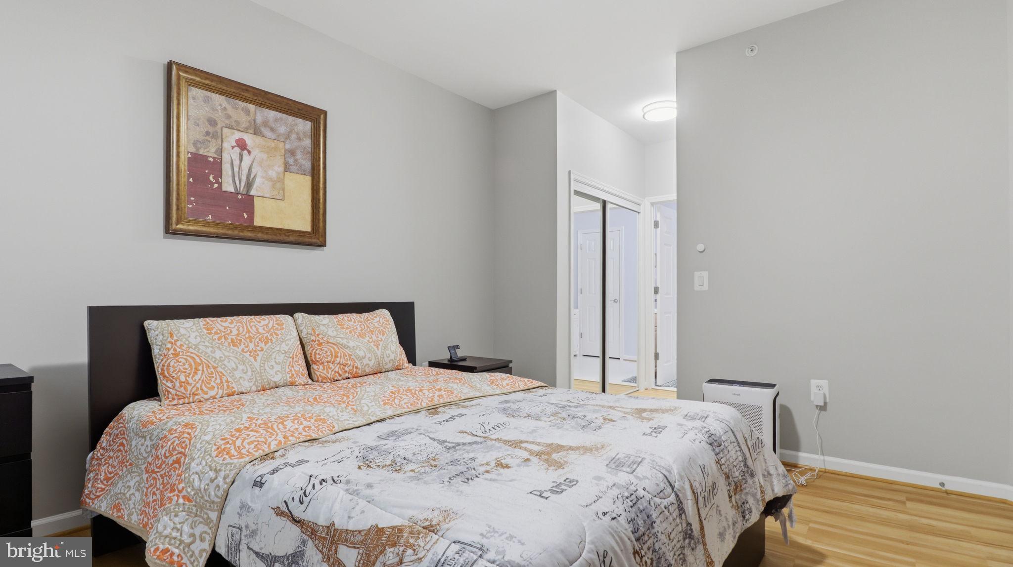 CHANTILLY PARK - Residential