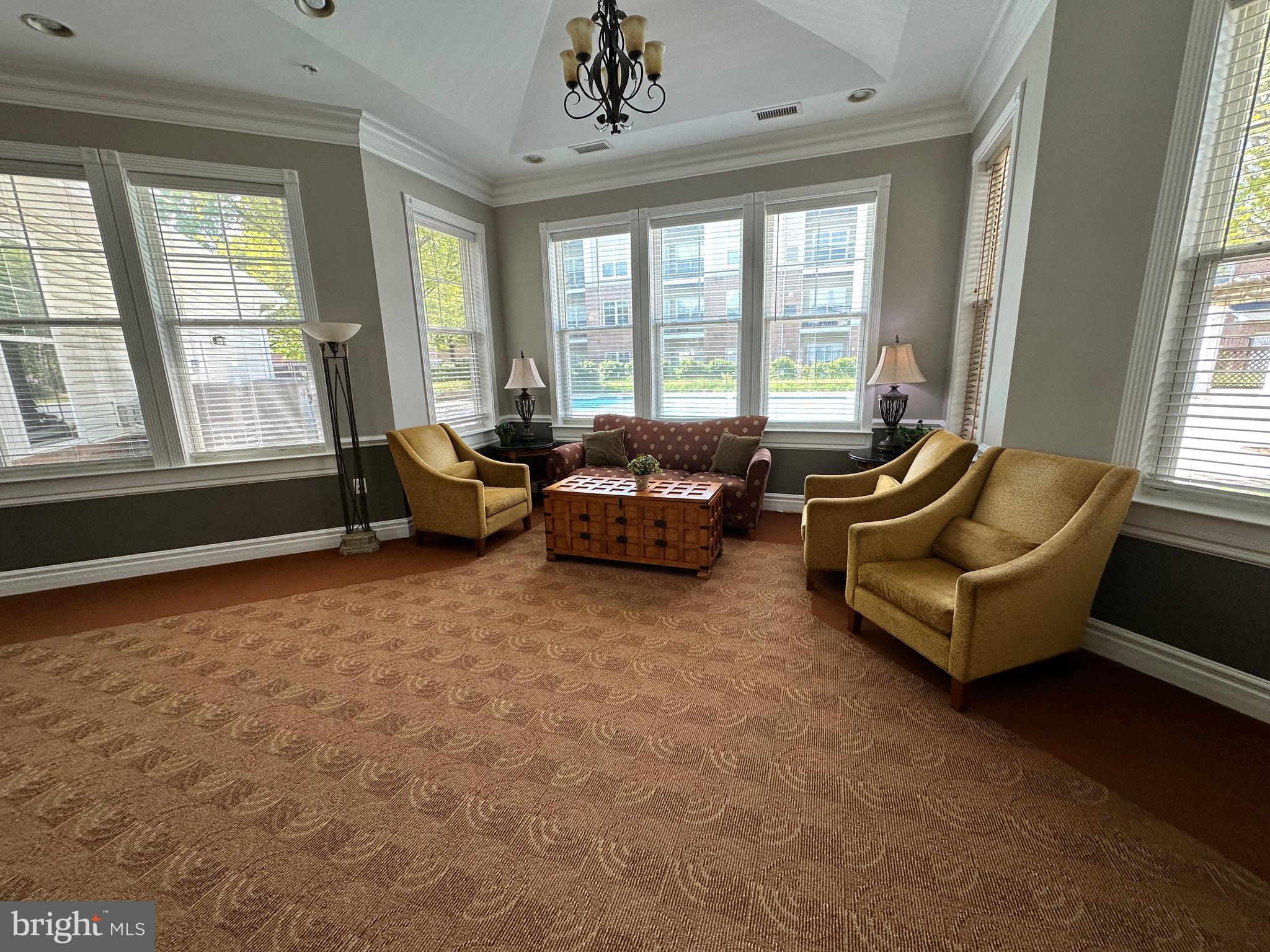 CHANTILLY PARK - Residential