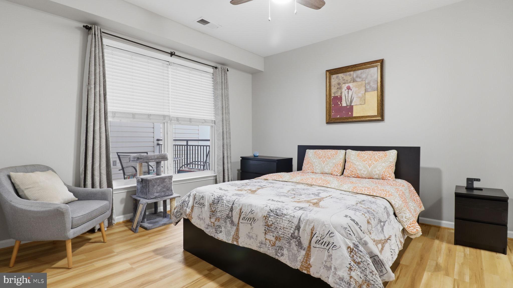 CHANTILLY PARK - Residential