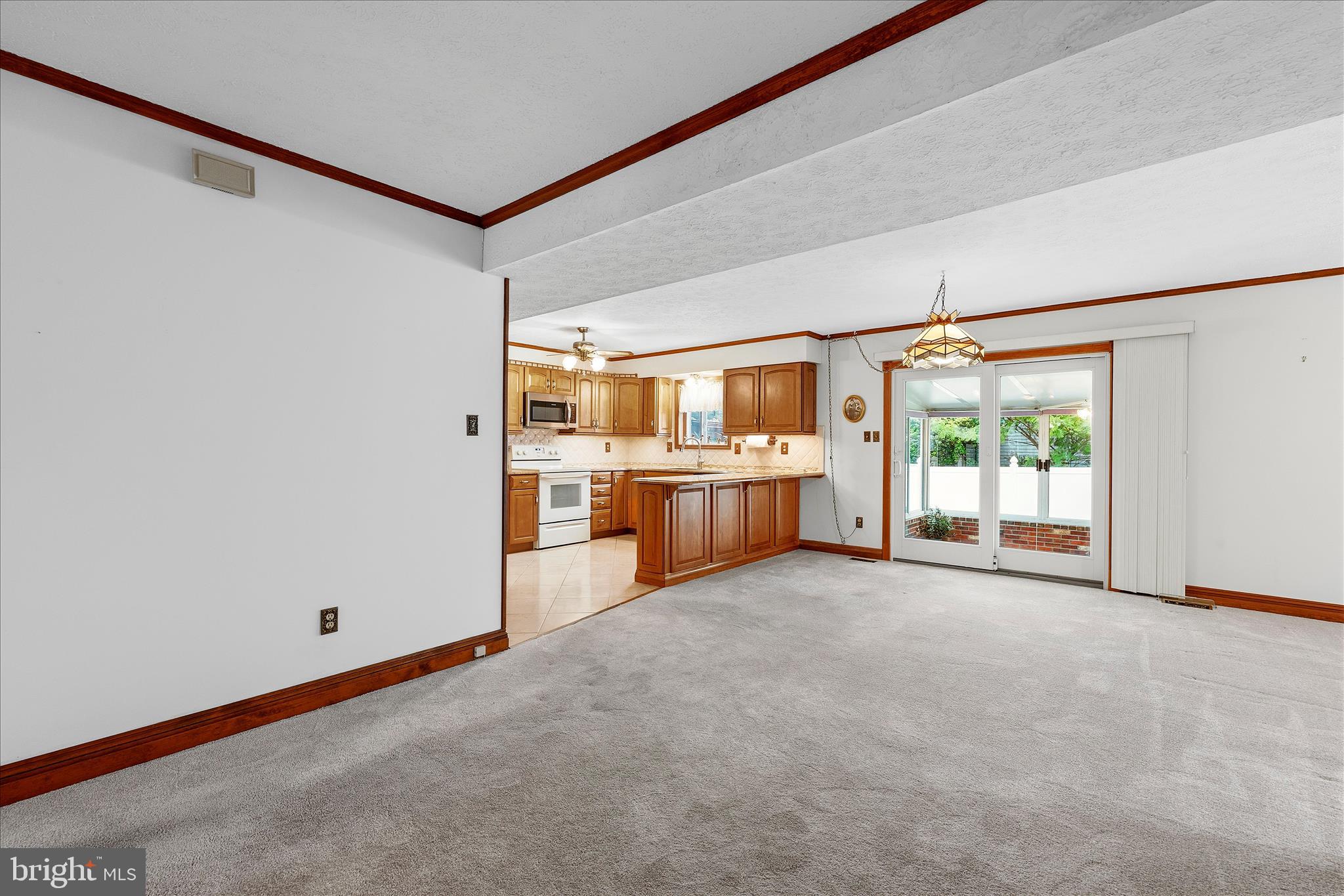 WILLIAMSTOWNE - Residential