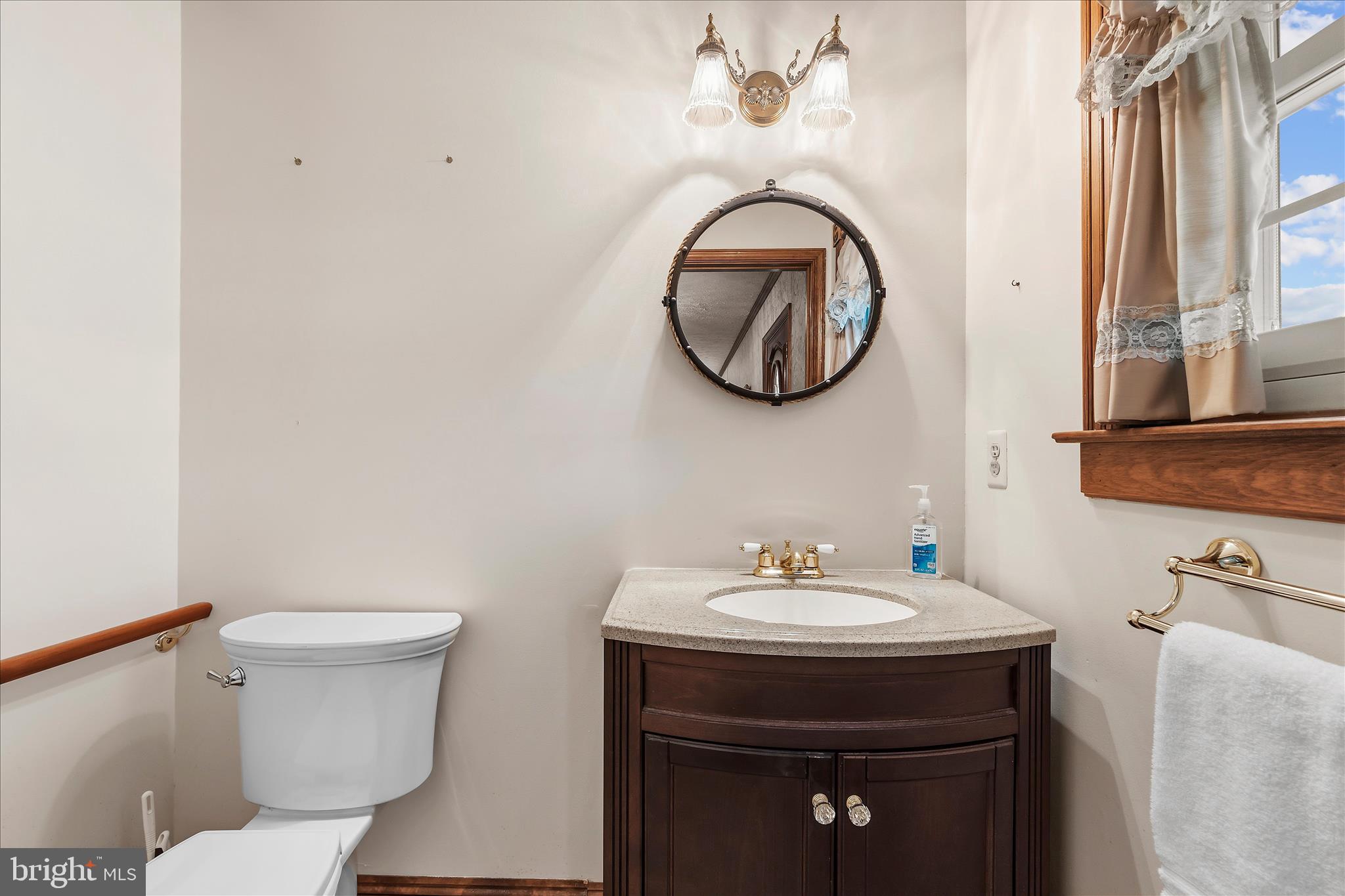WILLIAMSTOWNE - Residential