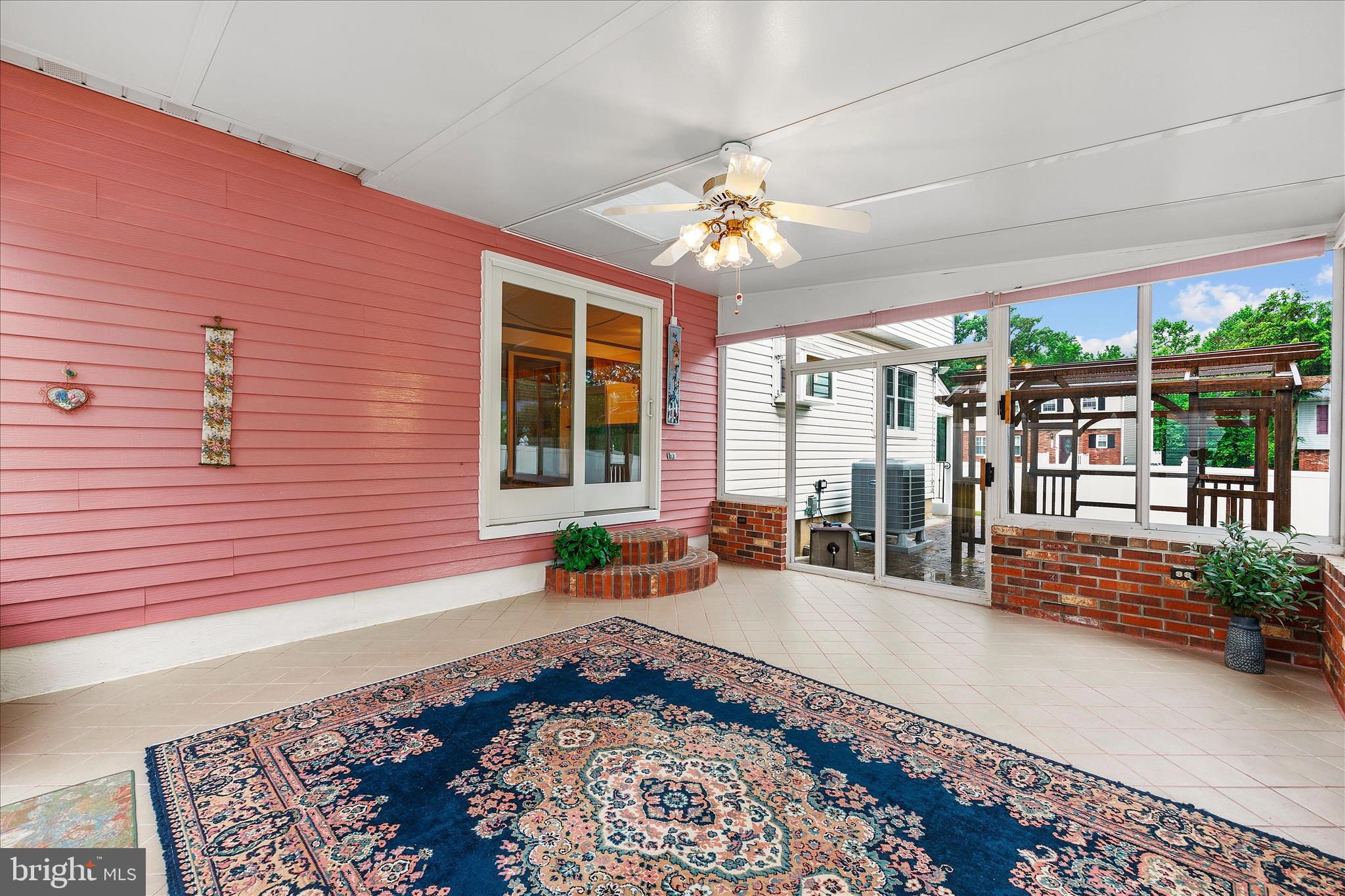 WILLIAMSTOWNE - Residential