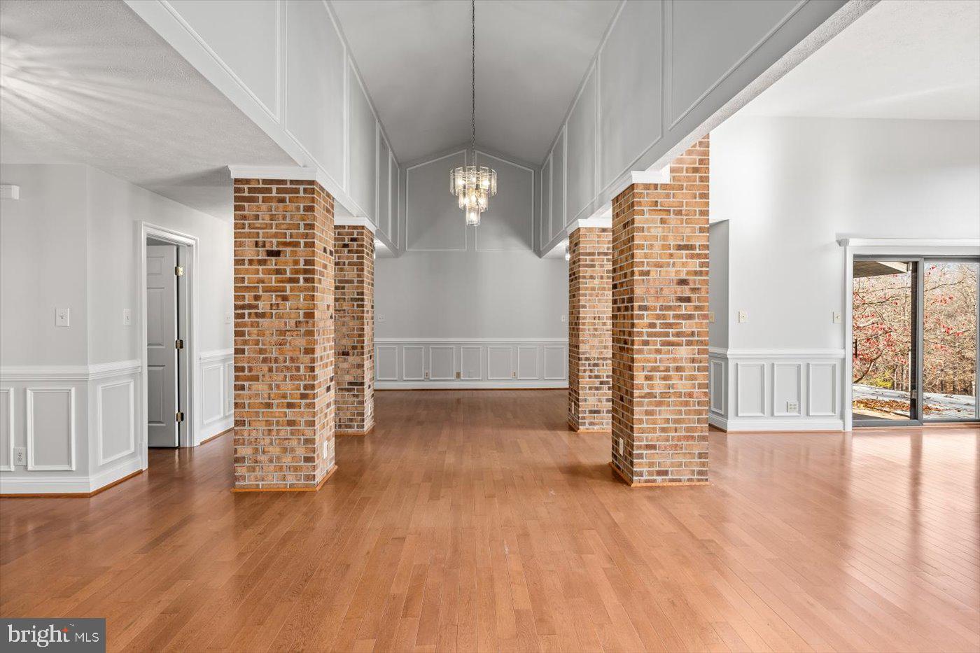 DOGWOOD AIR PARK - Residential Lease