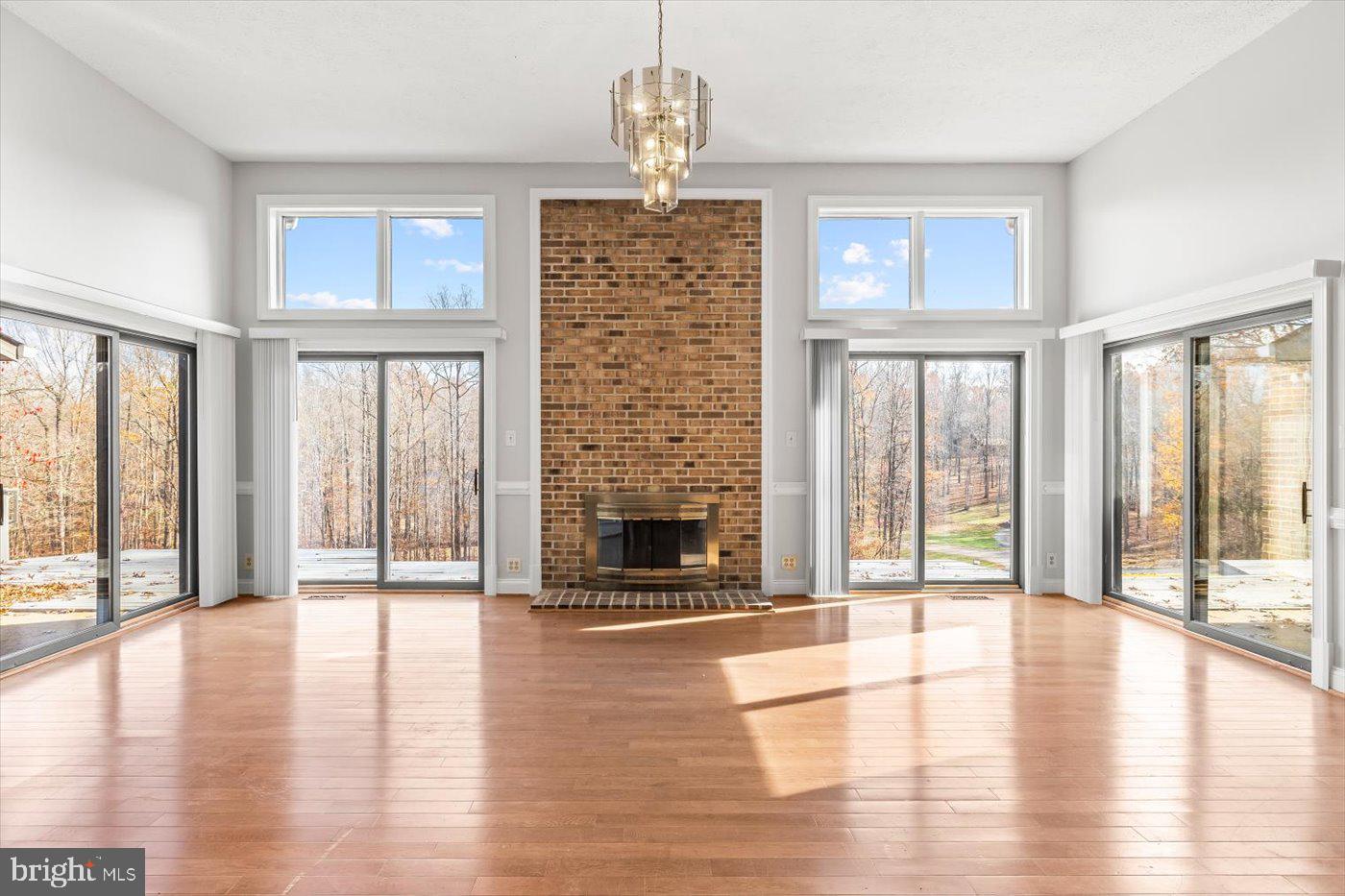 DOGWOOD AIR PARK - Residential Lease