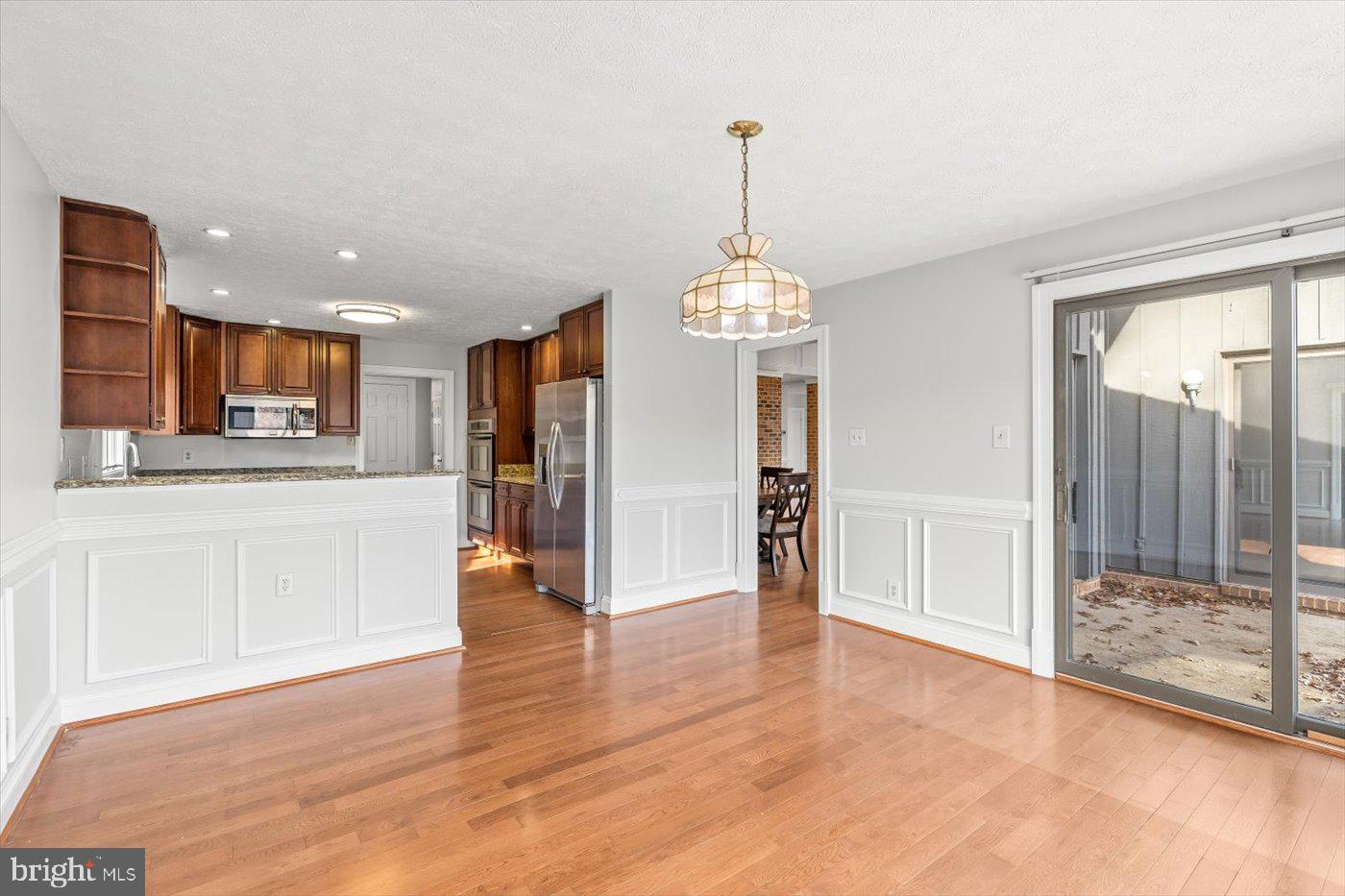 DOGWOOD AIR PARK - Residential Lease