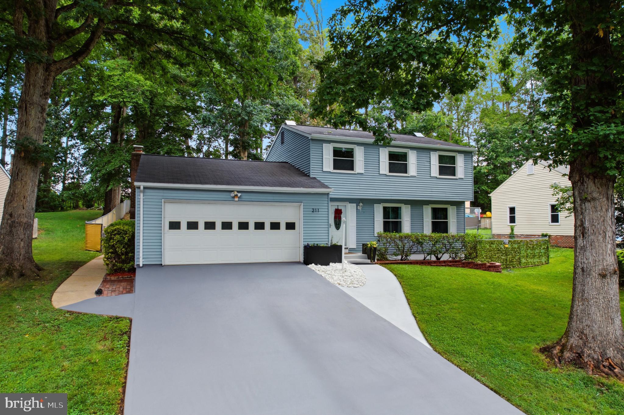 211 BOSUN COVE