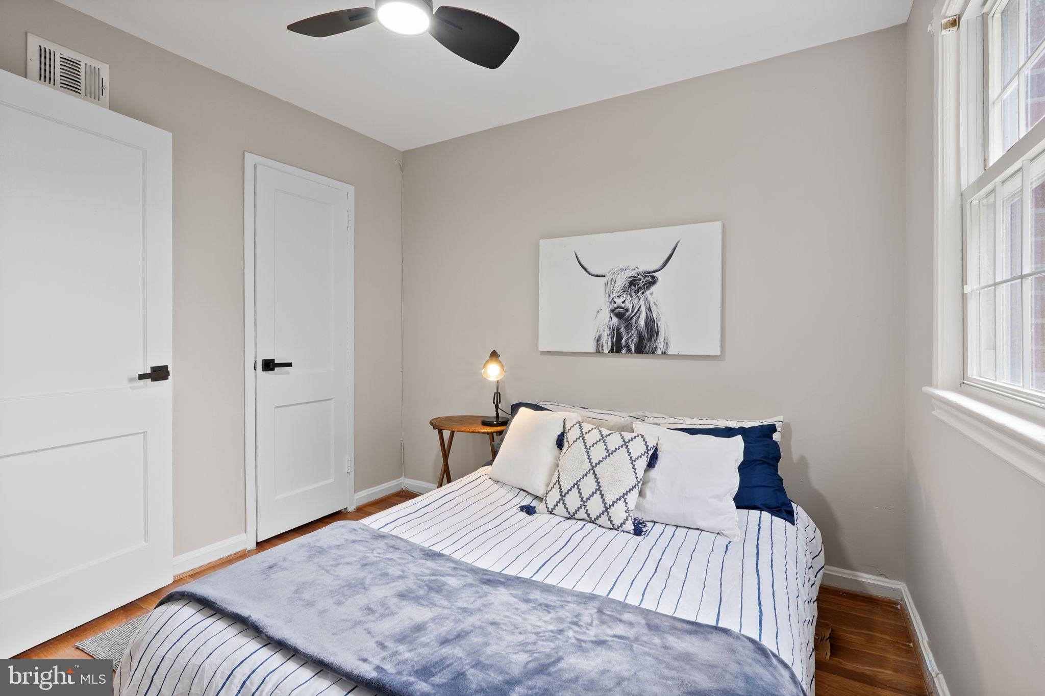 CHEVY CHASE CREST - Residential