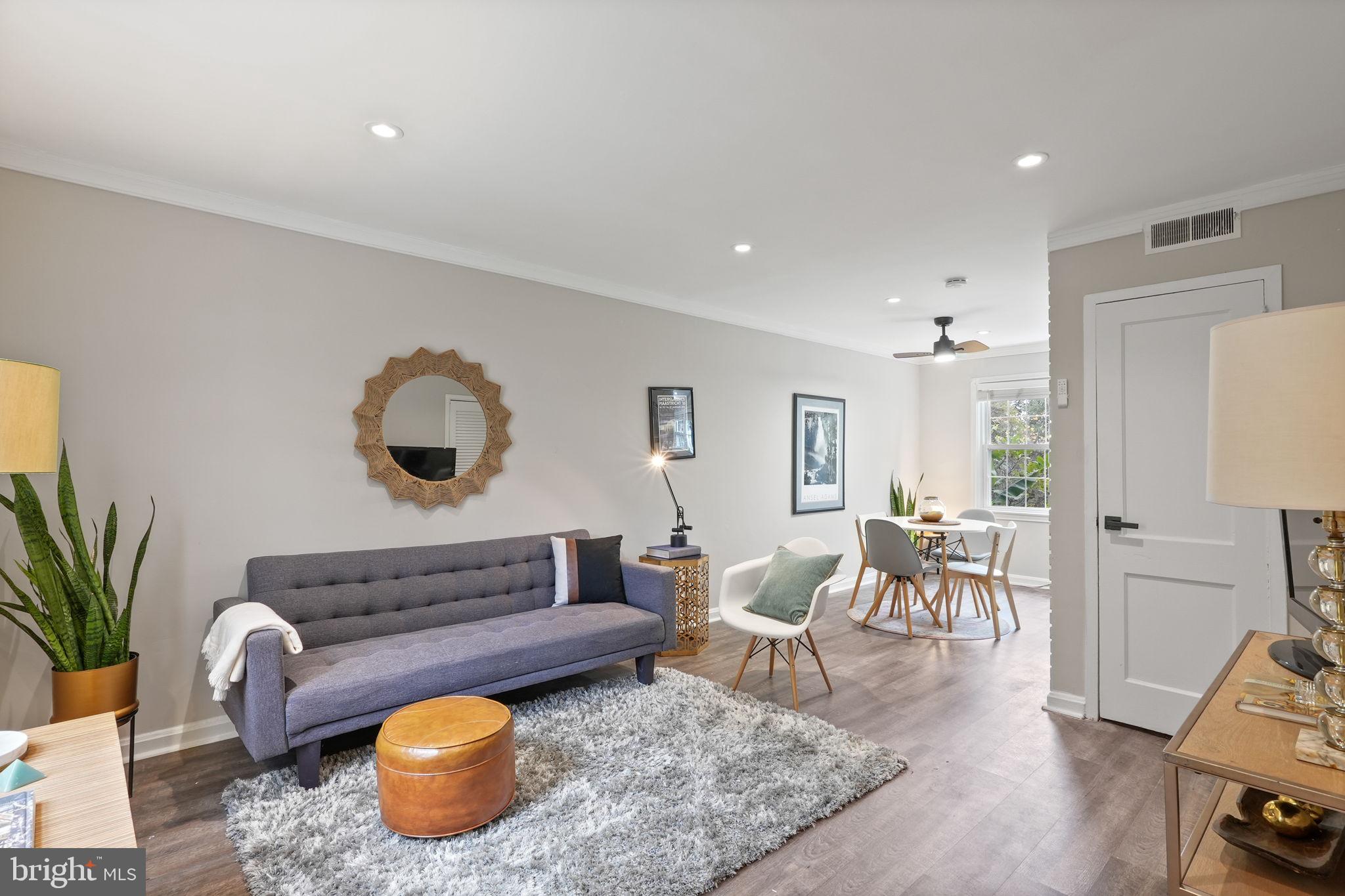 CHEVY CHASE CREST - Residential