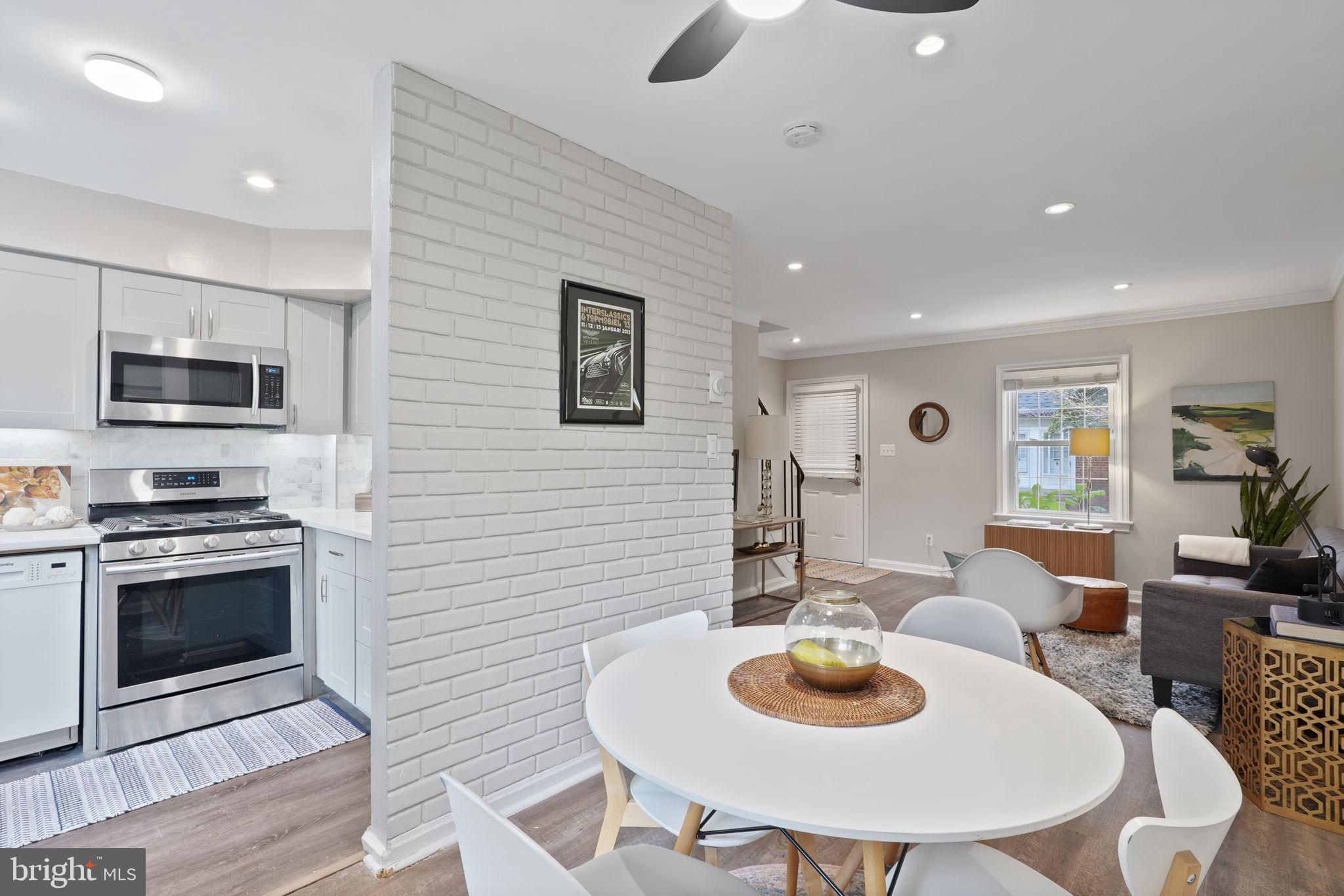 CHEVY CHASE CREST - Residential