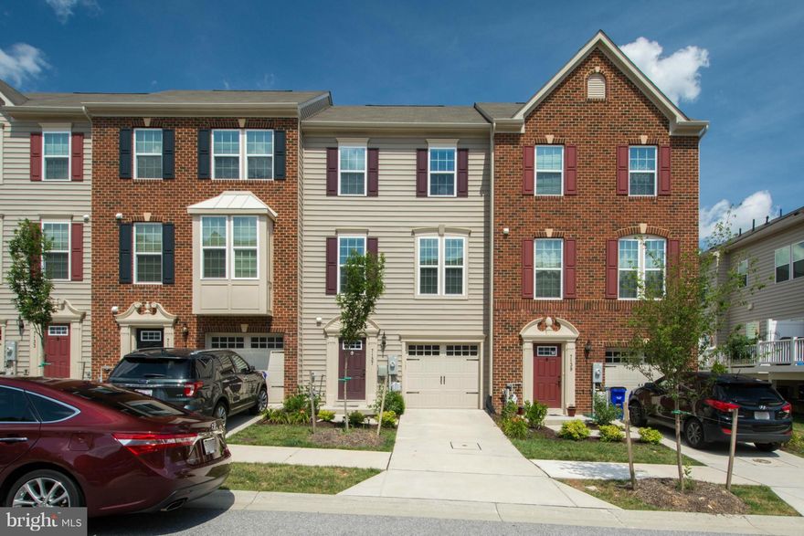 Gorgeous townhome in desired Howard Square Community. Built 2014 w/great upgrade package - granite, S/S appliances, lg. kitchen island, overlooking lovely formal living room and dining area leading to large deck for entertaining and relaxing. Super master suite upstairs with tray ceiling, garden bath with soaking tub, walk in closet.1st floor boasts family room & 1 car garage. UL Laundry!