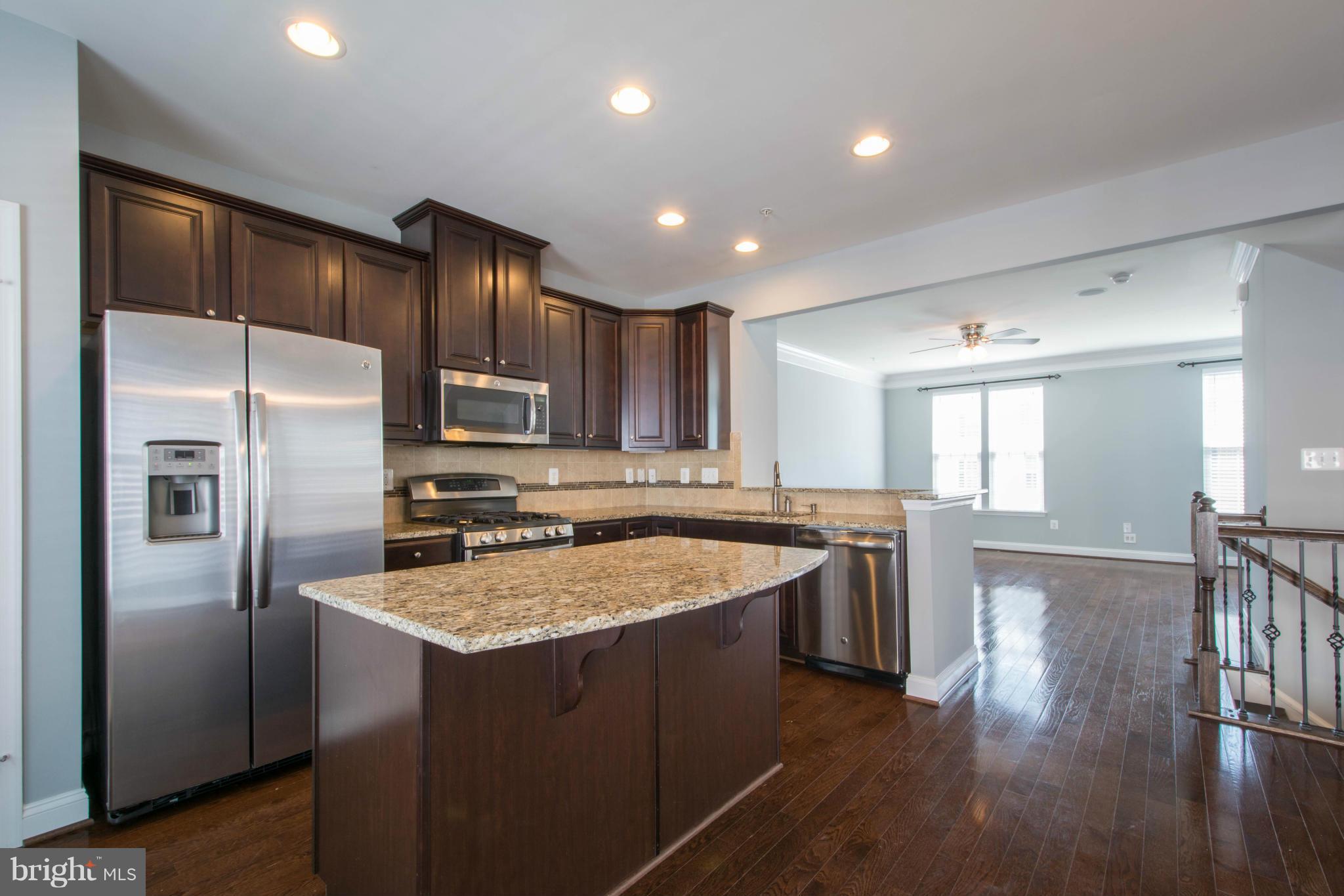 HOWARD SQUARE - Residential Lease