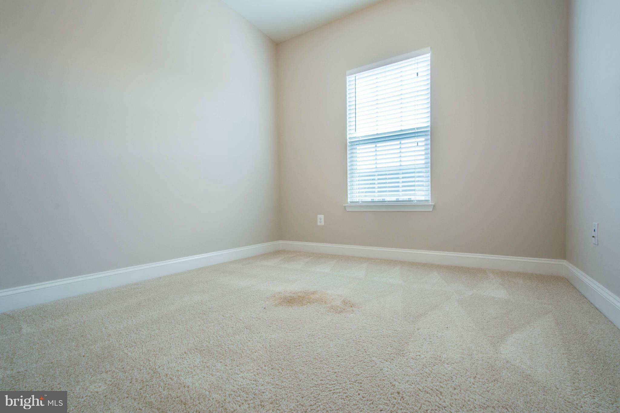 HOWARD SQUARE - Residential Lease