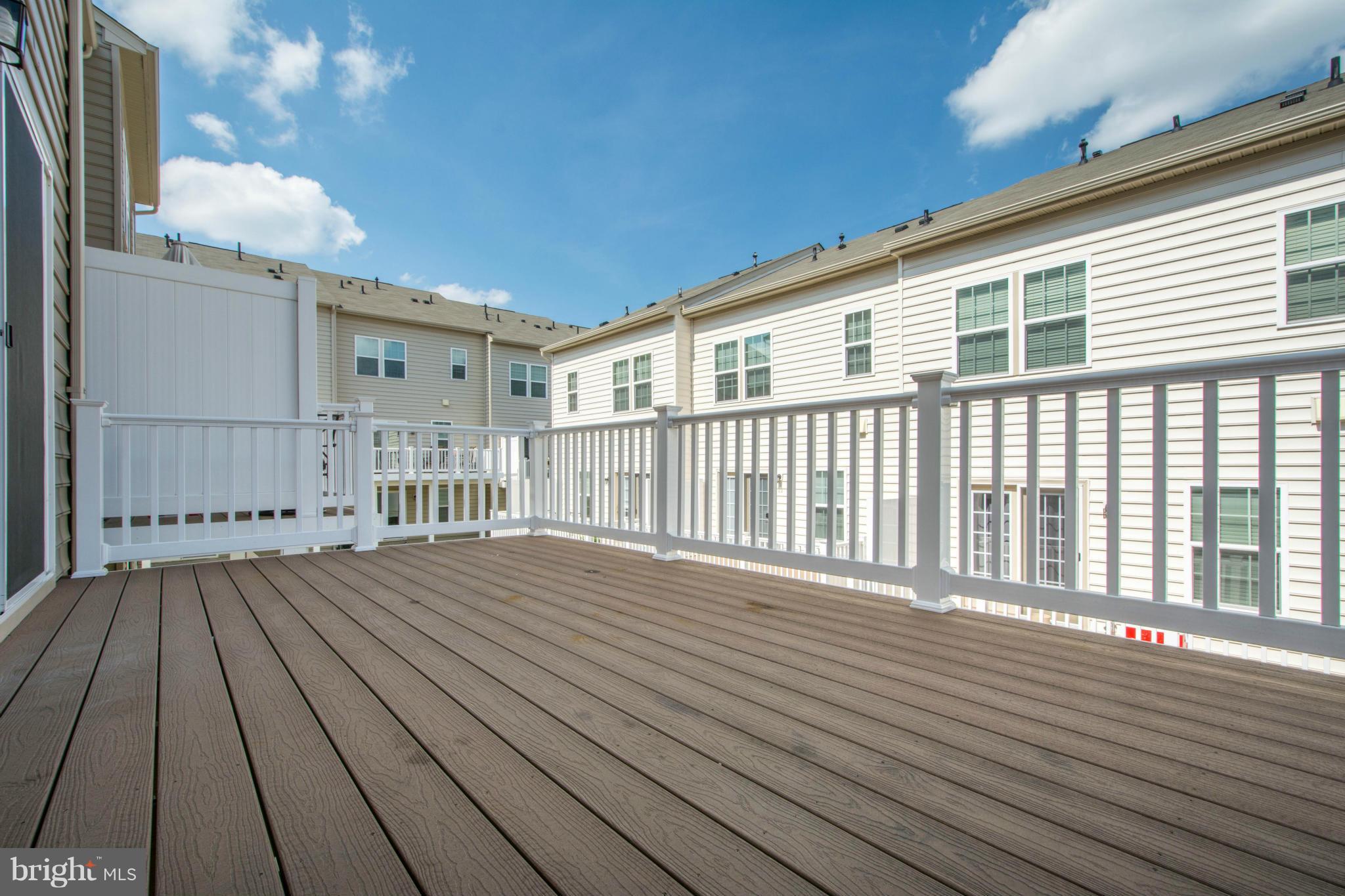 HOWARD SQUARE - Residential Lease