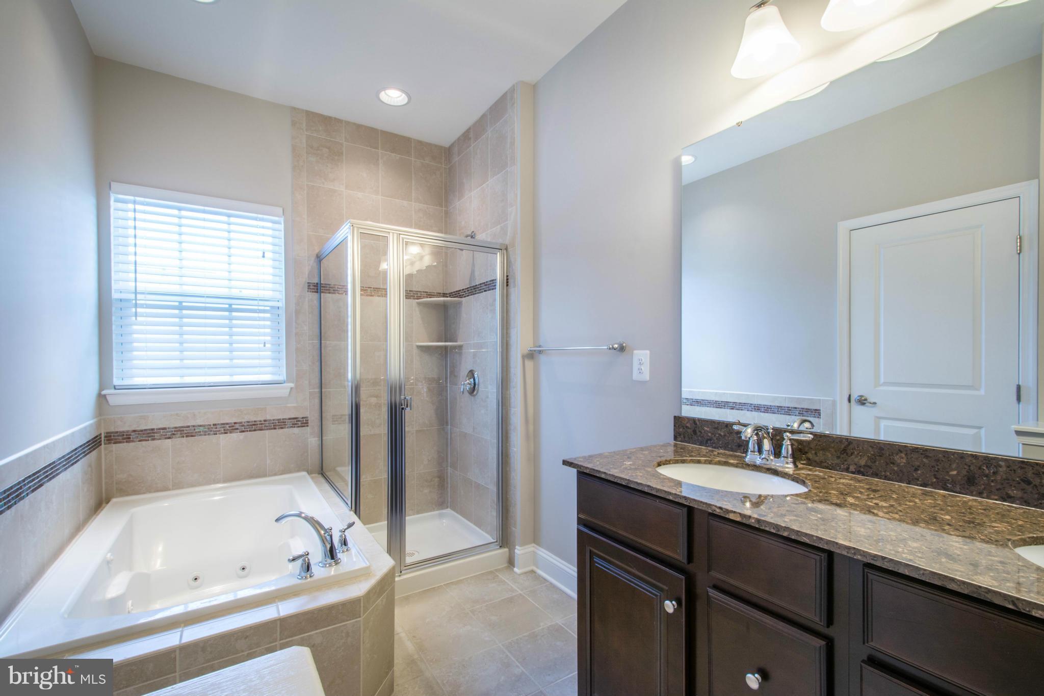 HOWARD SQUARE - Residential Lease