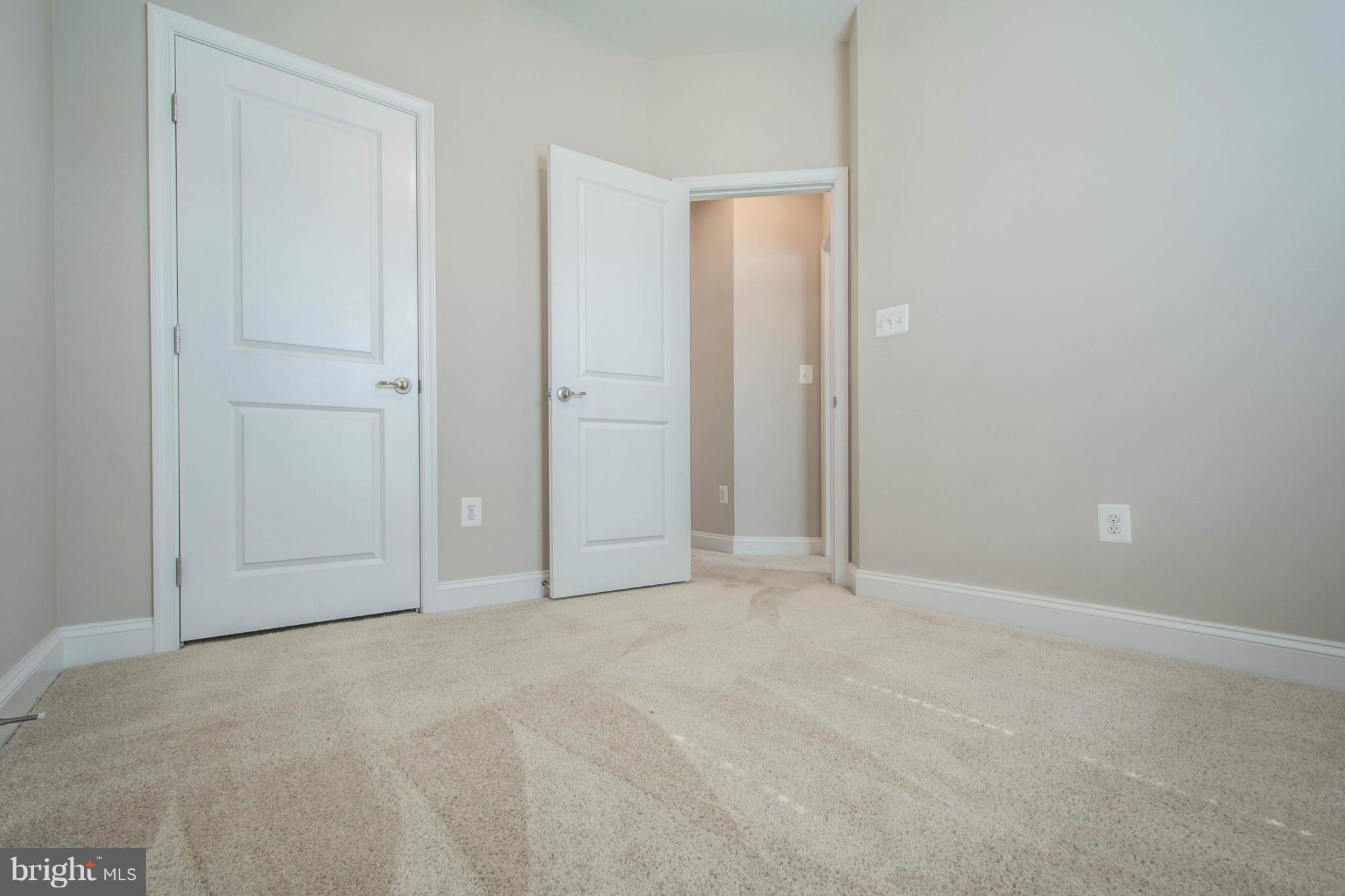 HOWARD SQUARE - Residential Lease