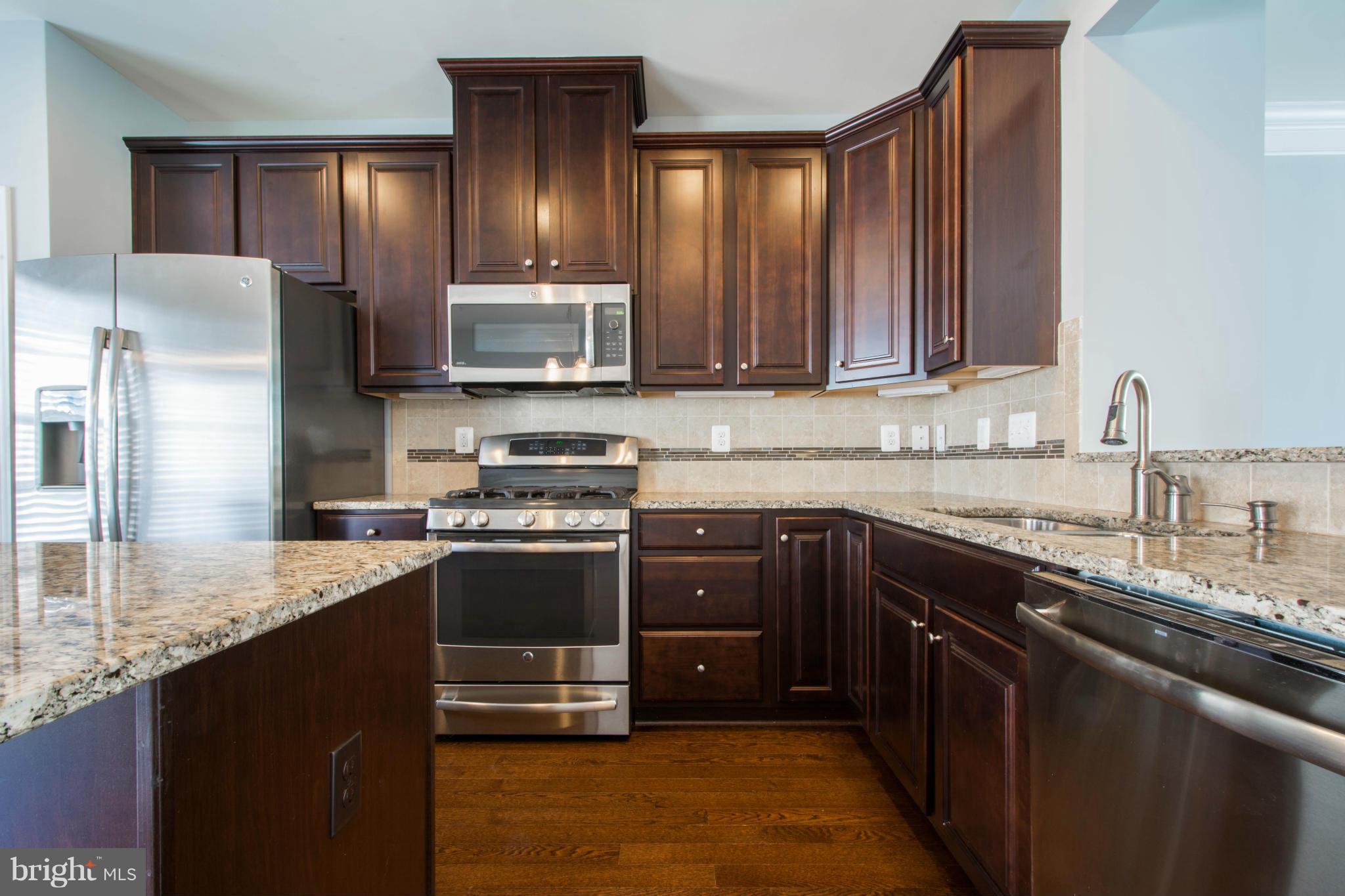 HOWARD SQUARE - Residential Lease