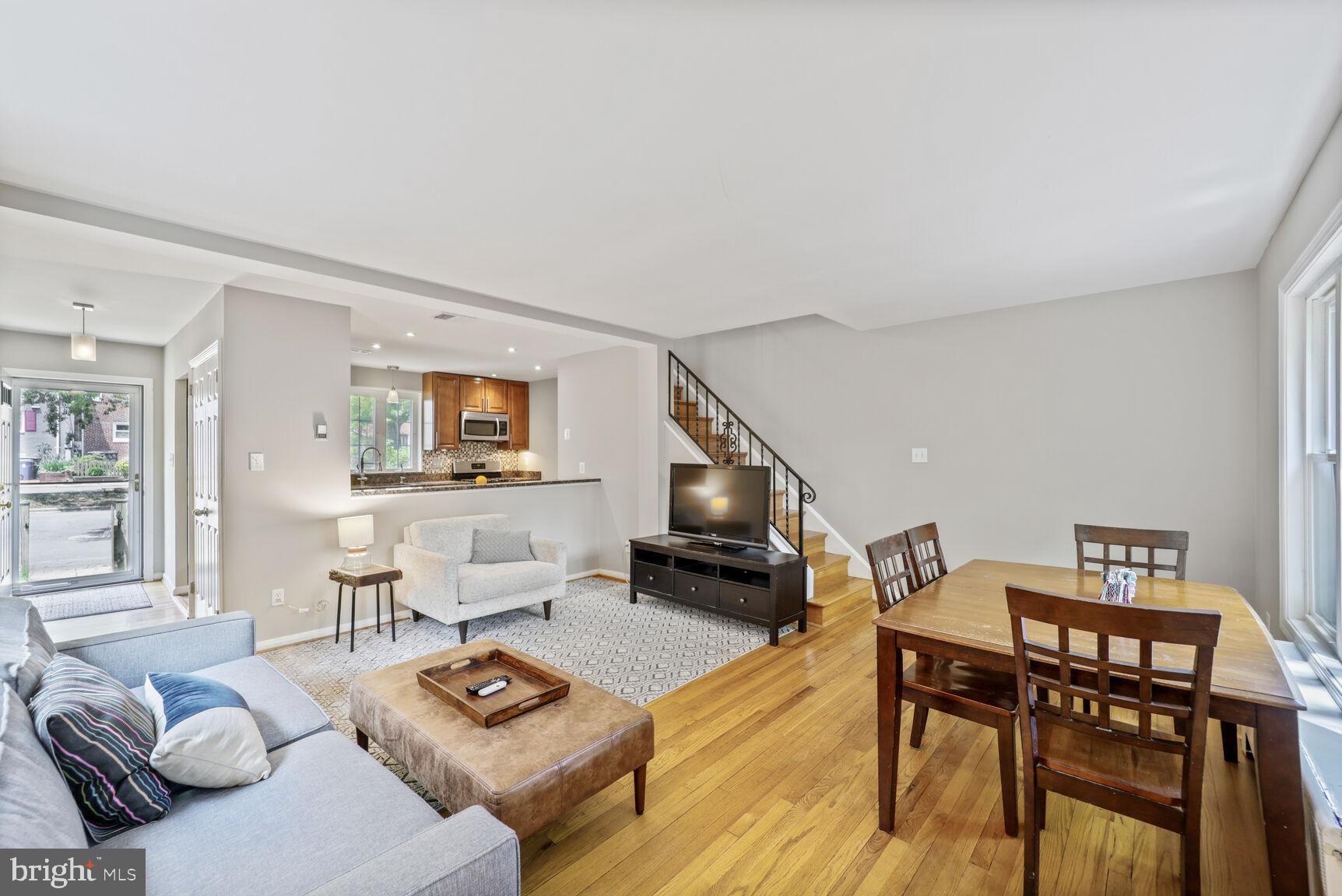 2923 LANDOVER STREET