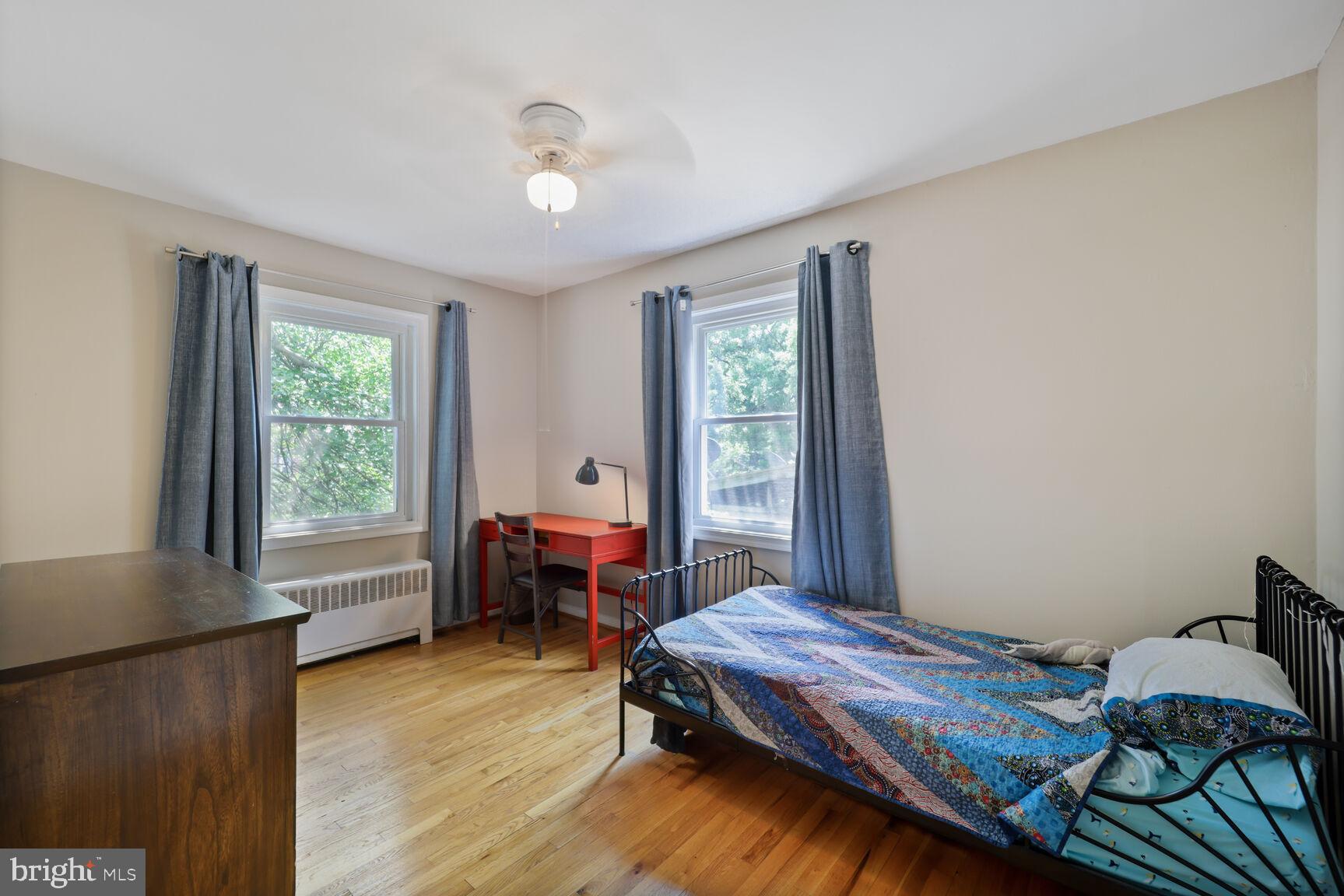 WARWICK VILLAGE - Residential