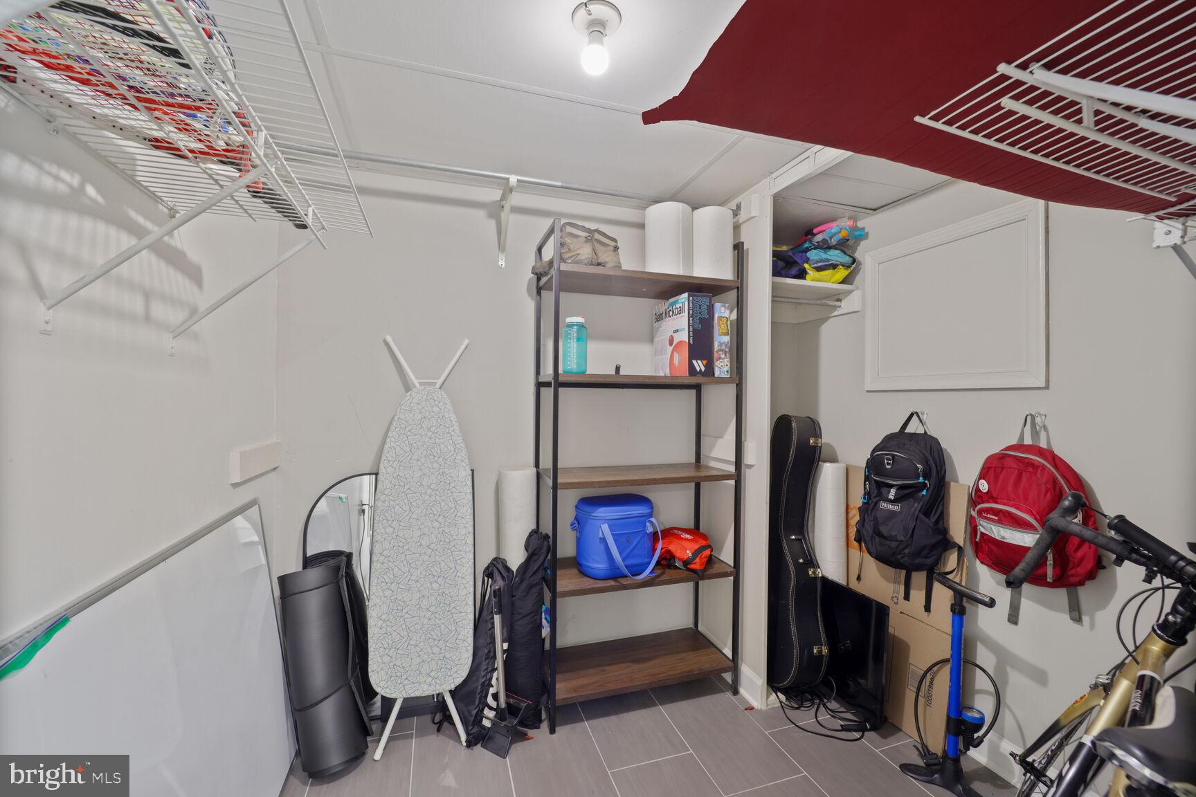 WARWICK VILLAGE - Residential