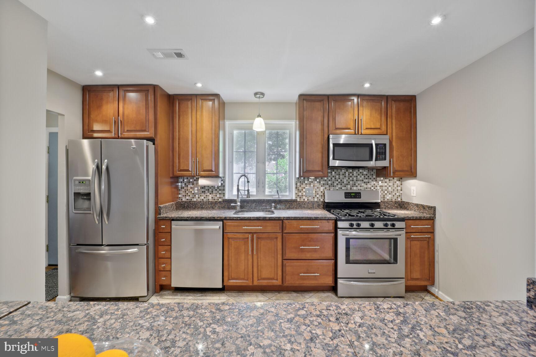 WARWICK VILLAGE - Residential