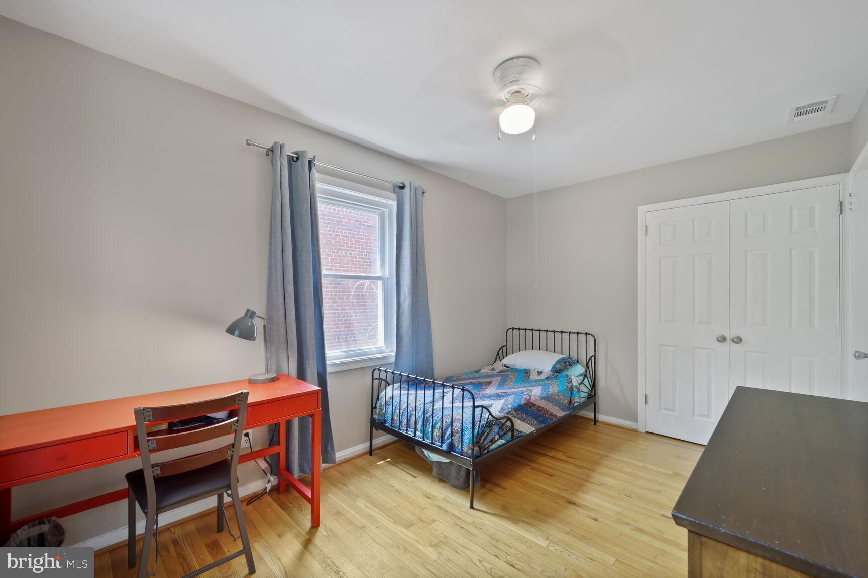 WARWICK VILLAGE - Residential