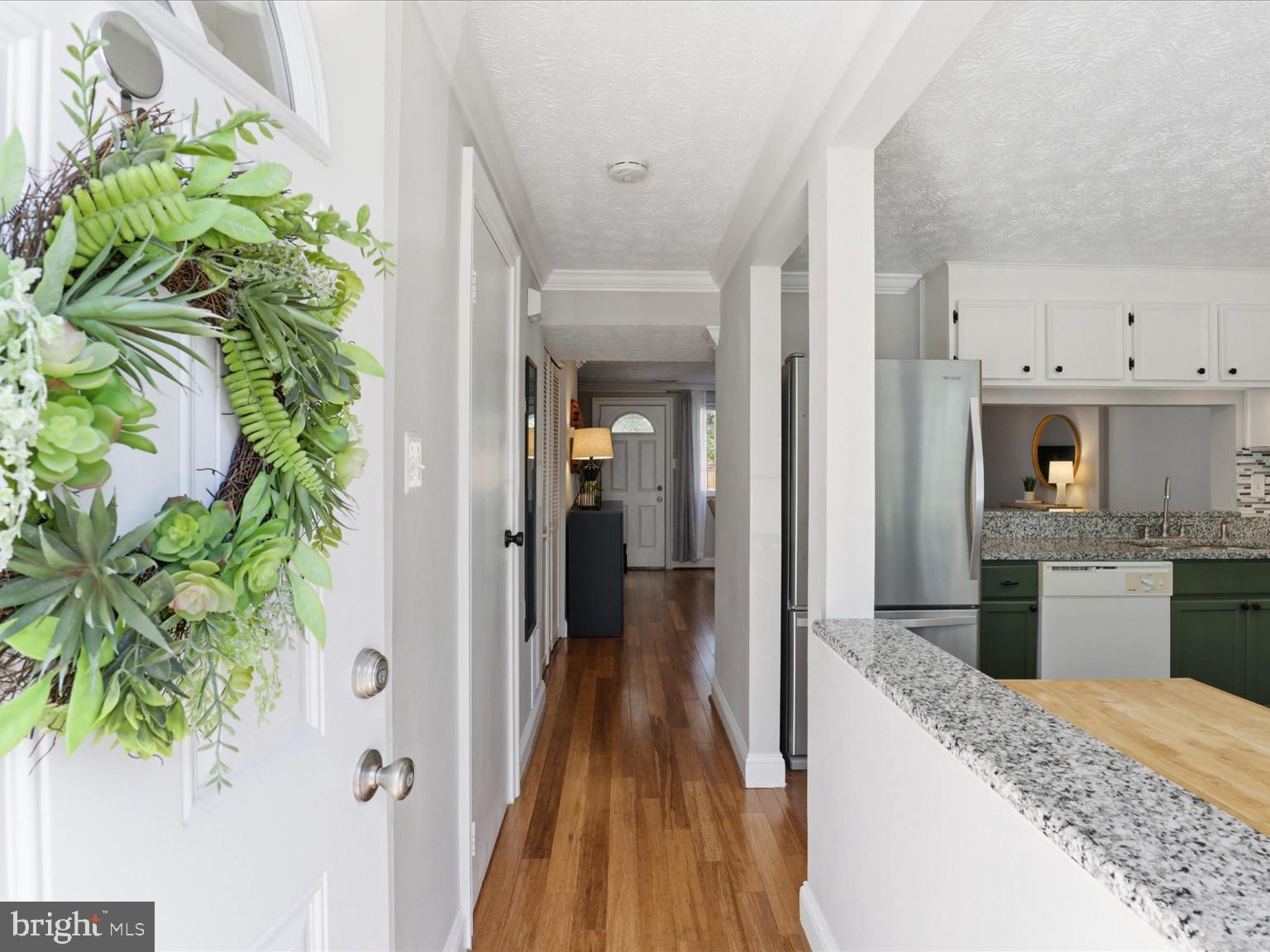 7027 BRYANT TOWNE COURT