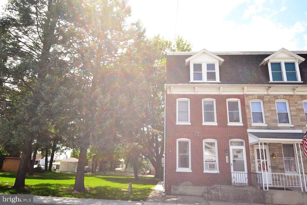 This semi-detached home has great space. 3rd fl makes for a nice master and sitting area. Good space for whole family, including large eat in kitchen and fun outside yard space. Newer utilities with gas fuel. Six window air units convey with the house, along with all kitchen appliances. Come see for yourself. This one won't last in York Suburban school district!