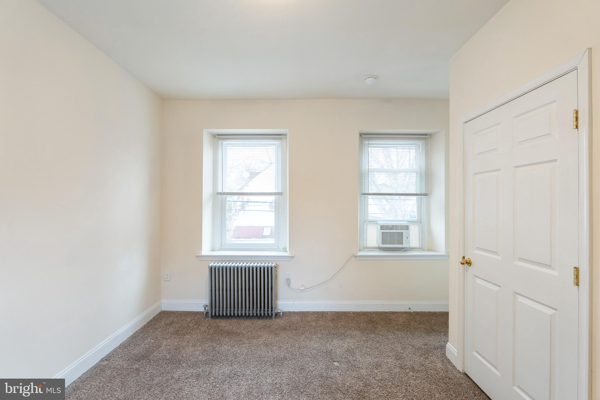 ROXBOROUGH - Residential Lease