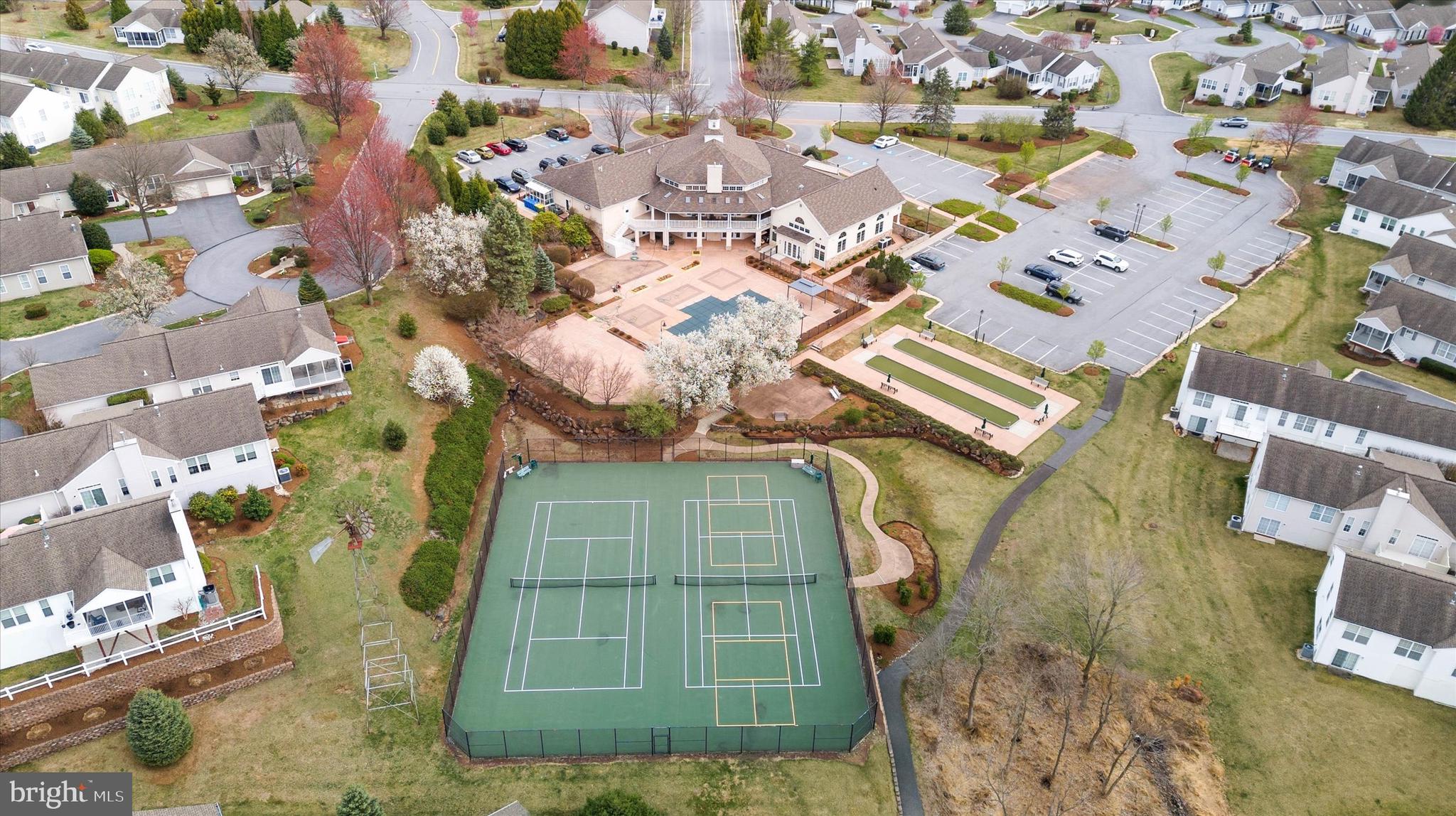 FOX HILL FARM - Residential