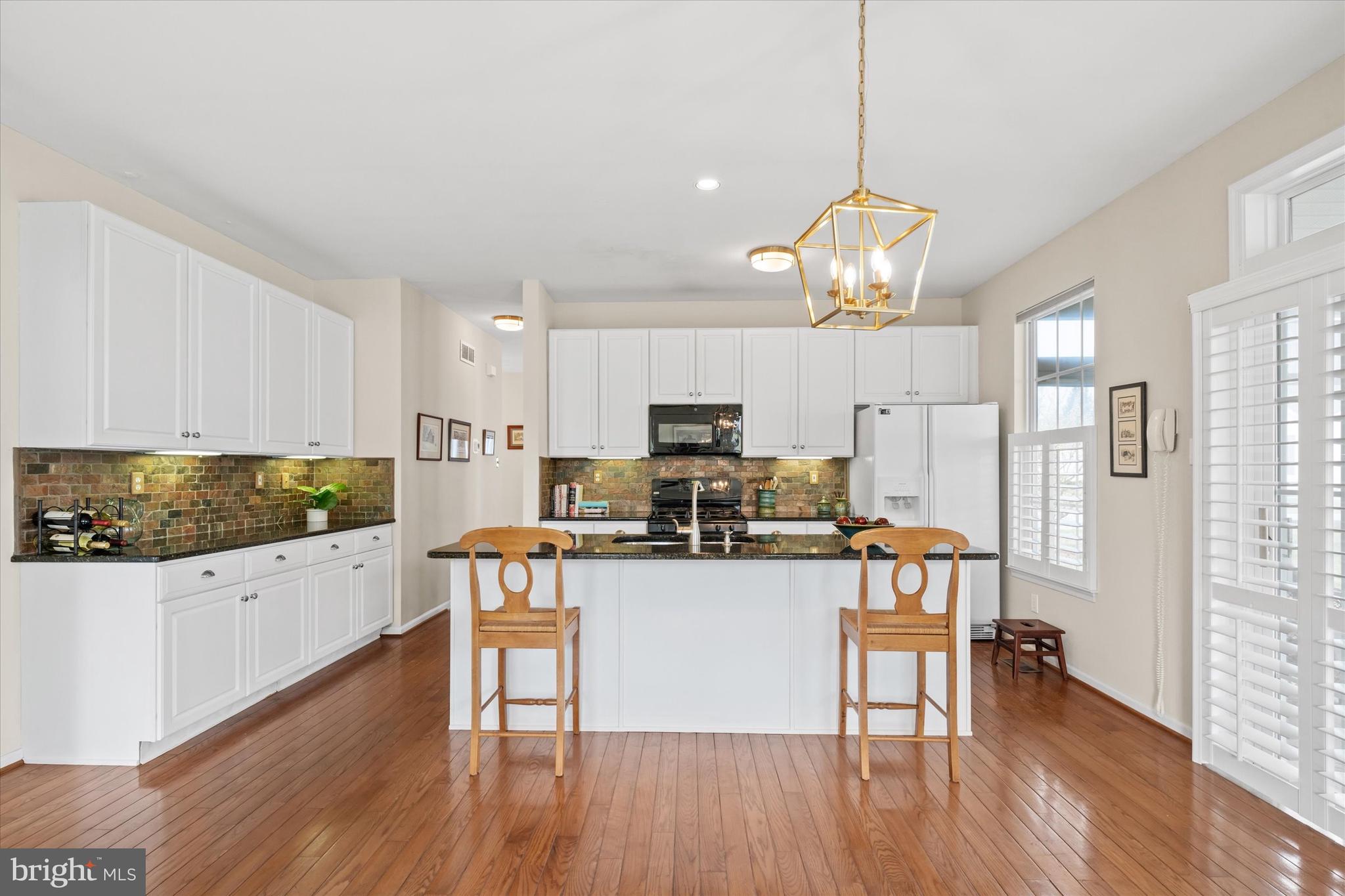 FOX HILL FARM - Residential