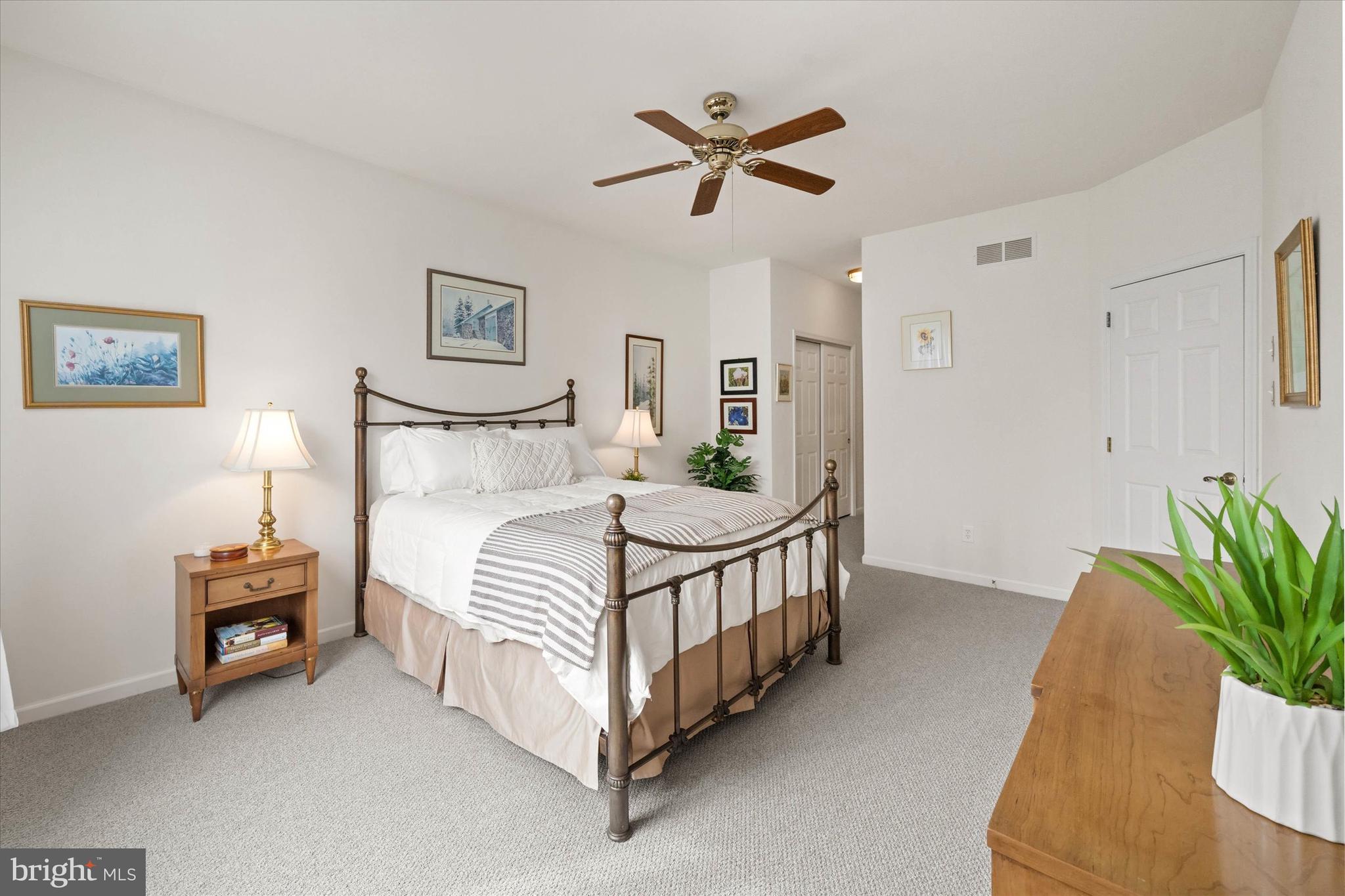 FOX HILL FARM - Residential