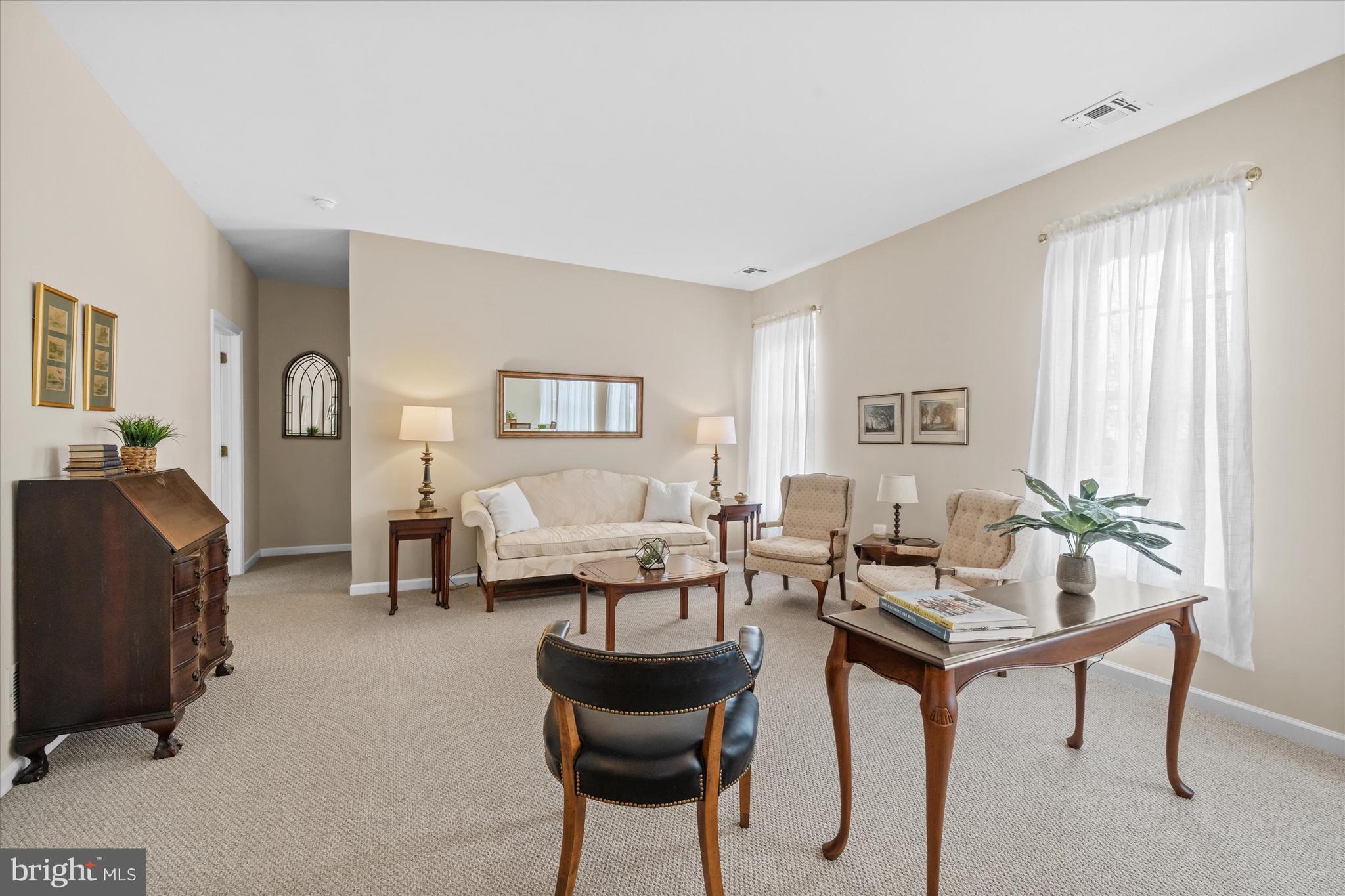 FOX HILL FARM - Residential