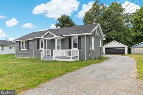 Homes For Sale - 22 Alloway Road<br/> WOODSTOWN, NJ 08098