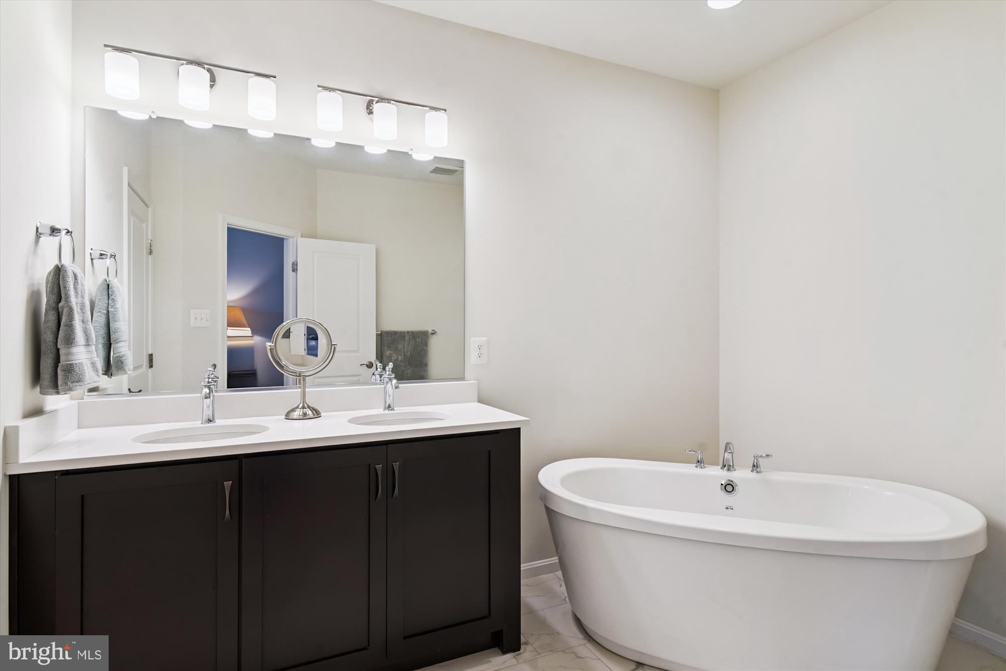 WORMANS MILL - Residential