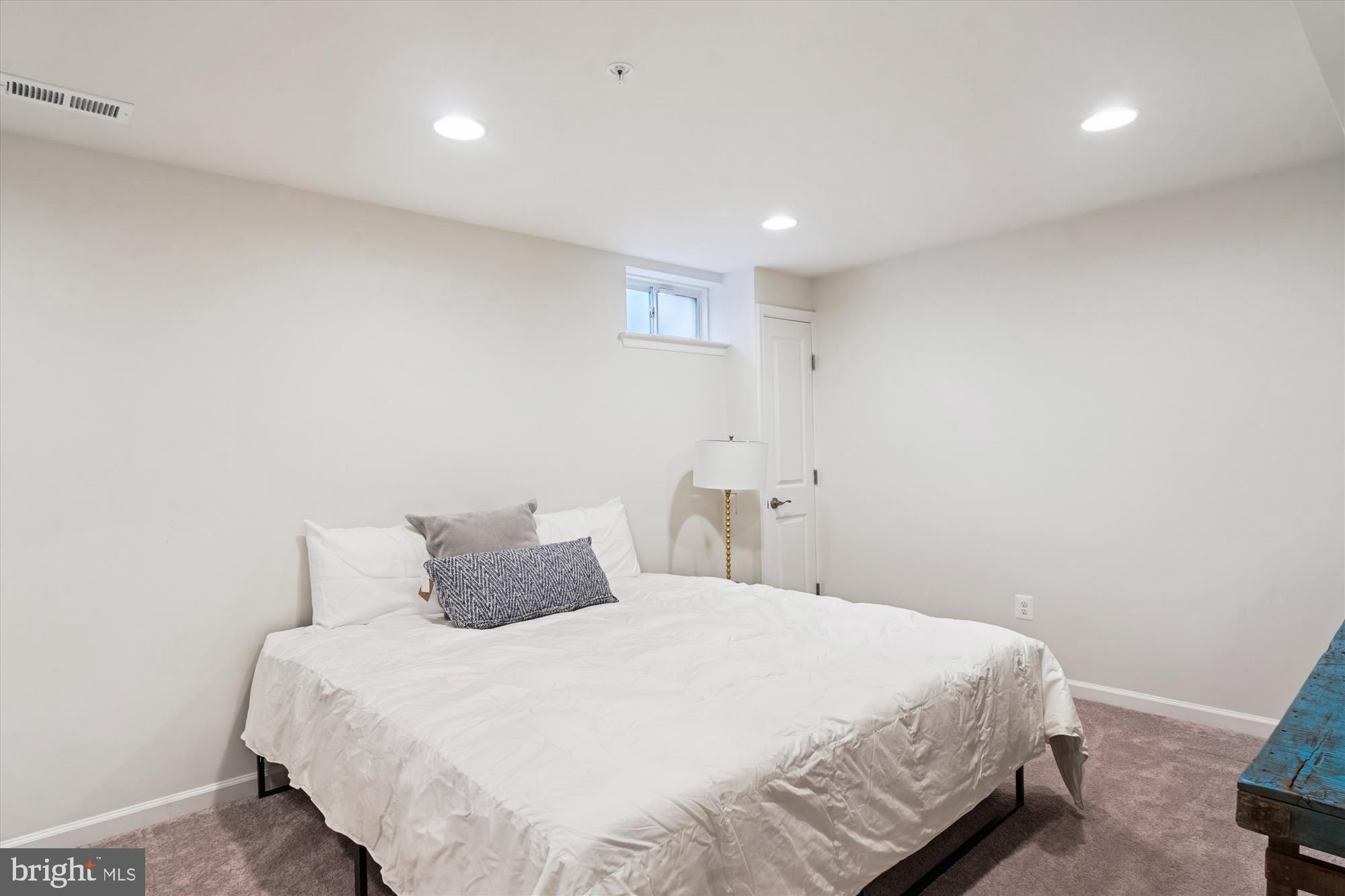 WORMANS MILL - Residential