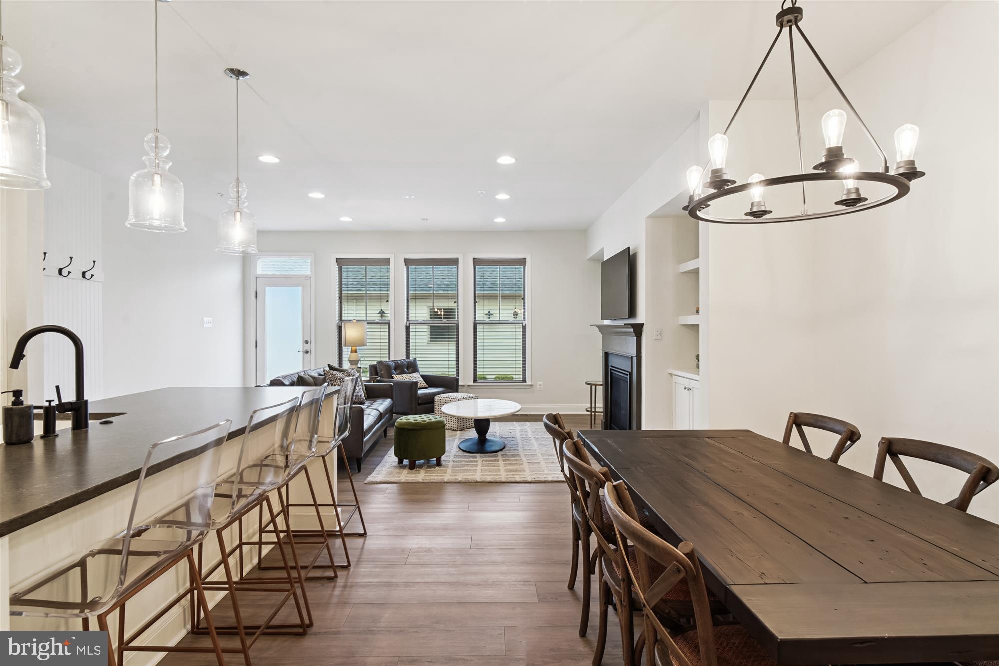 WORMANS MILL - Residential