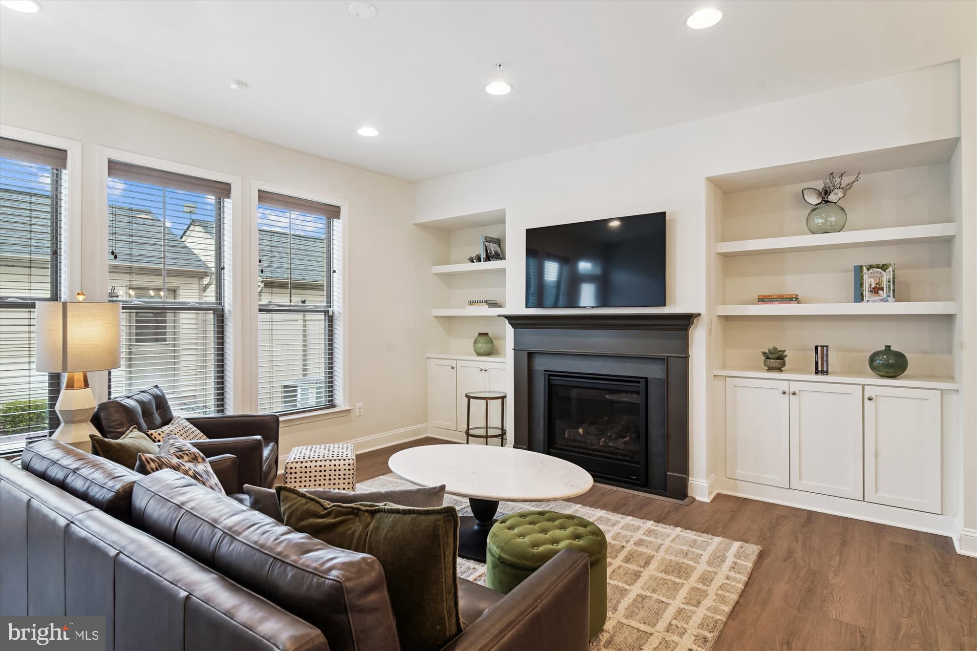 WORMANS MILL - Residential