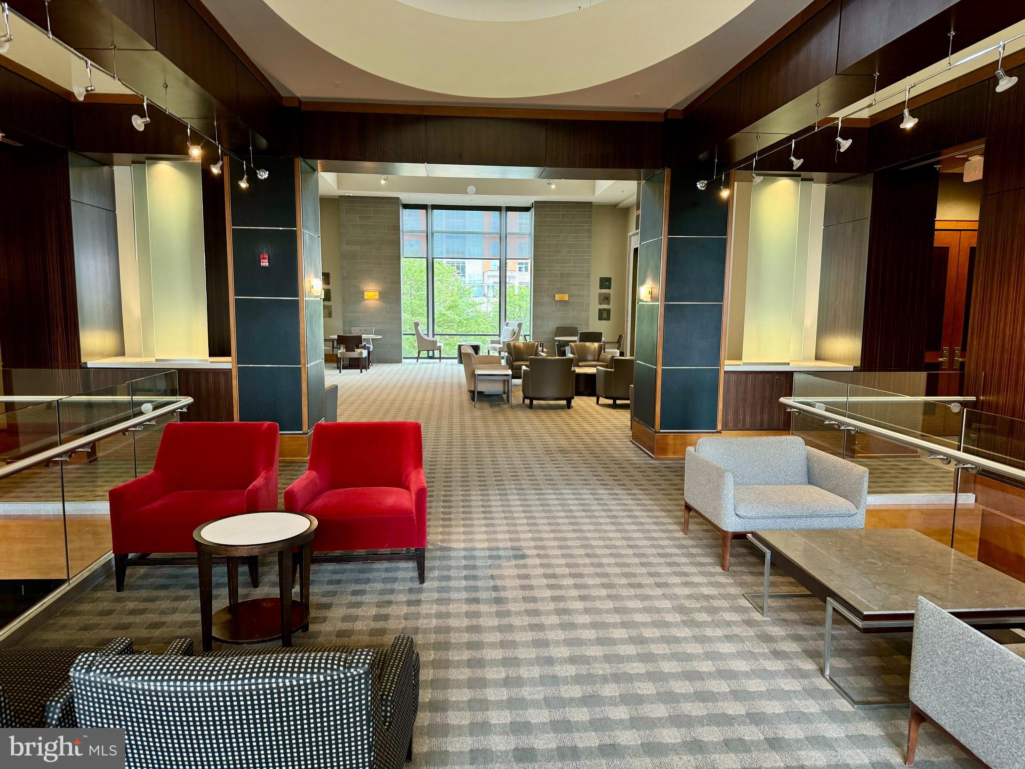 MIDTOWN AT RESTON TOWN CENTER - Residential